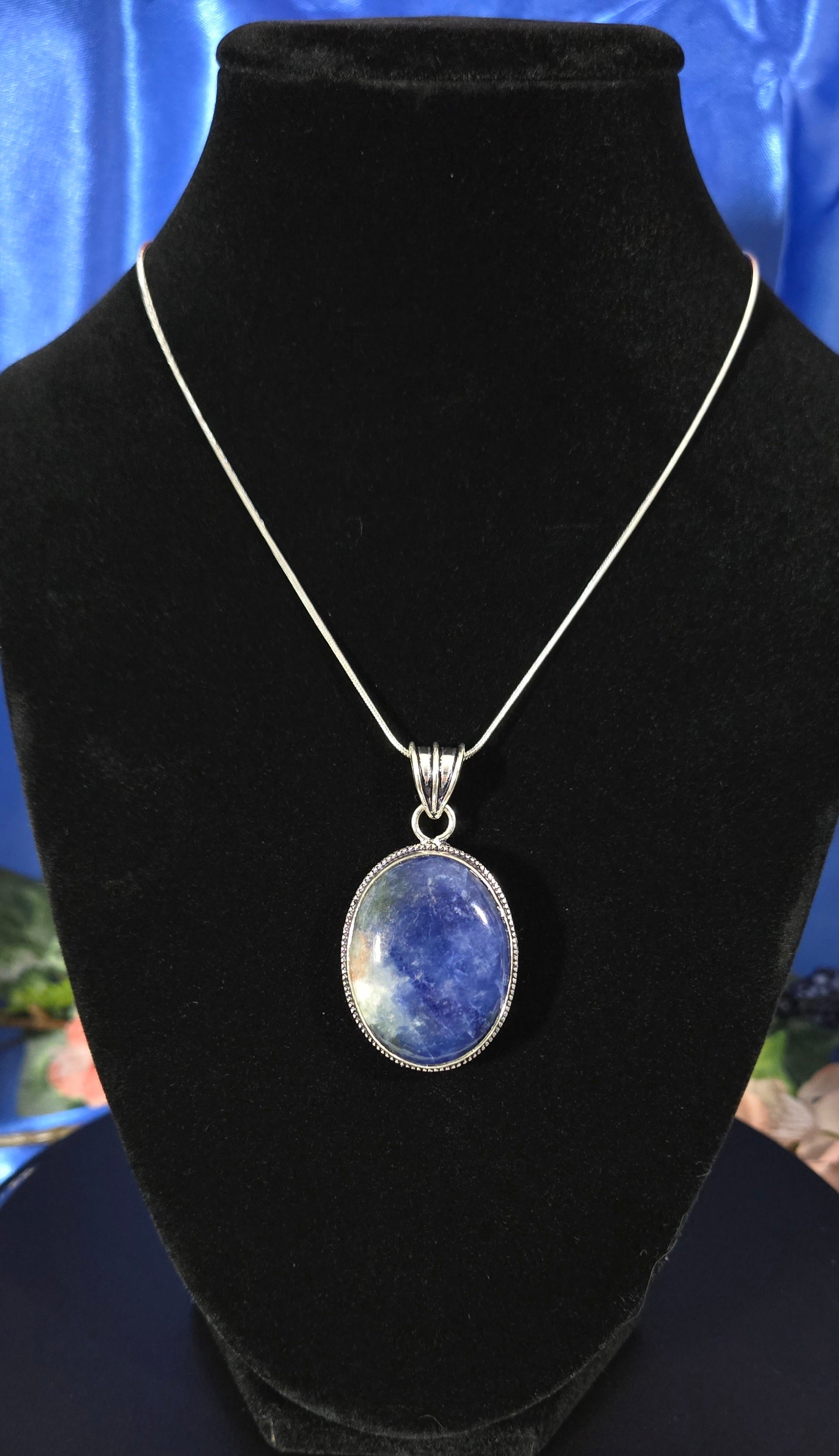 SODALITE NECKLACE