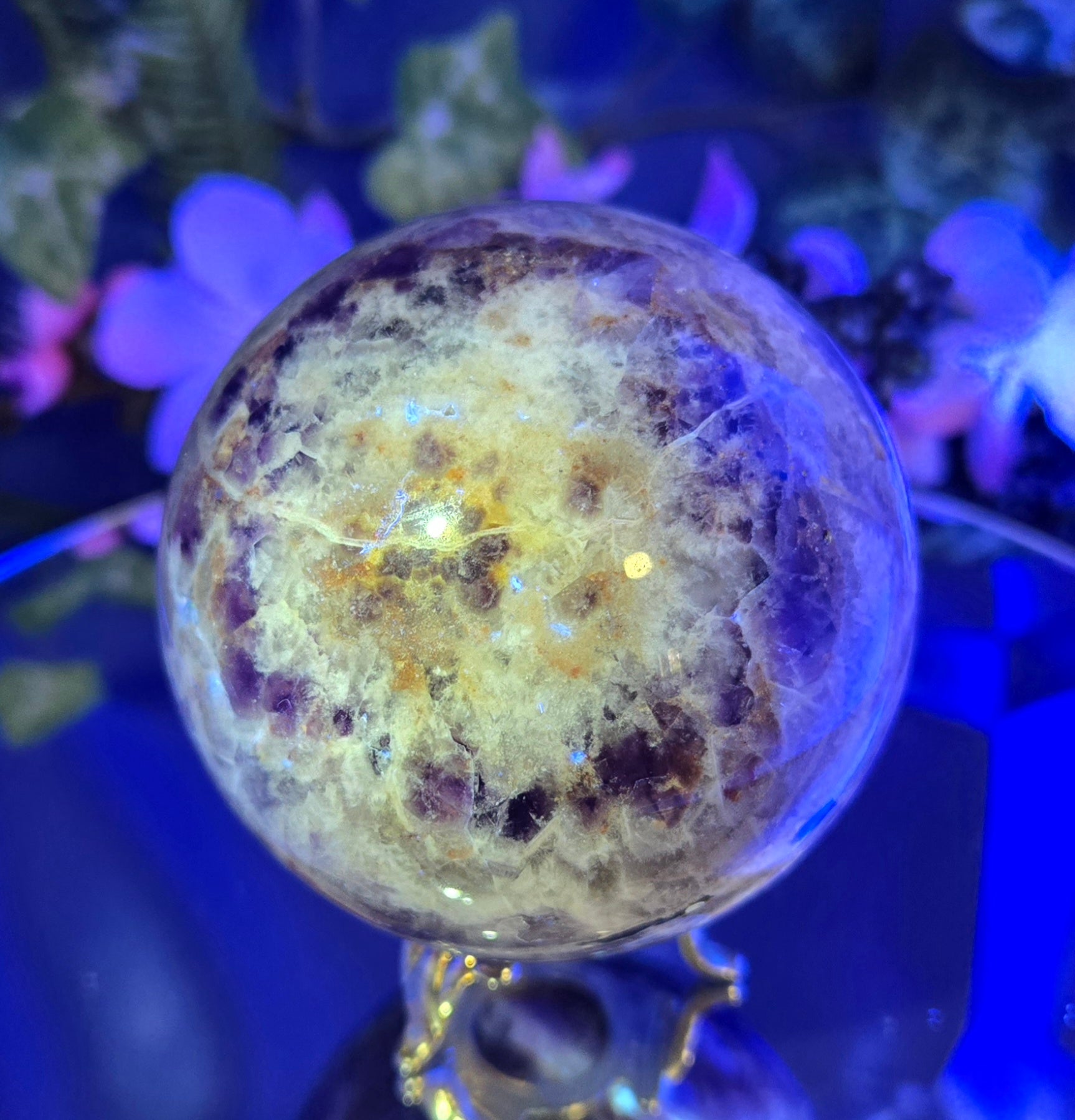 CHEVRON AMETHYST SPHERE