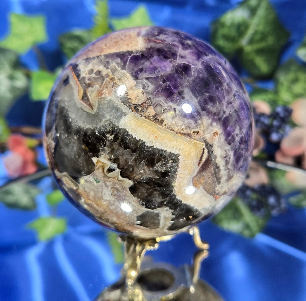 CHEVRON AMETHYST SPHERE