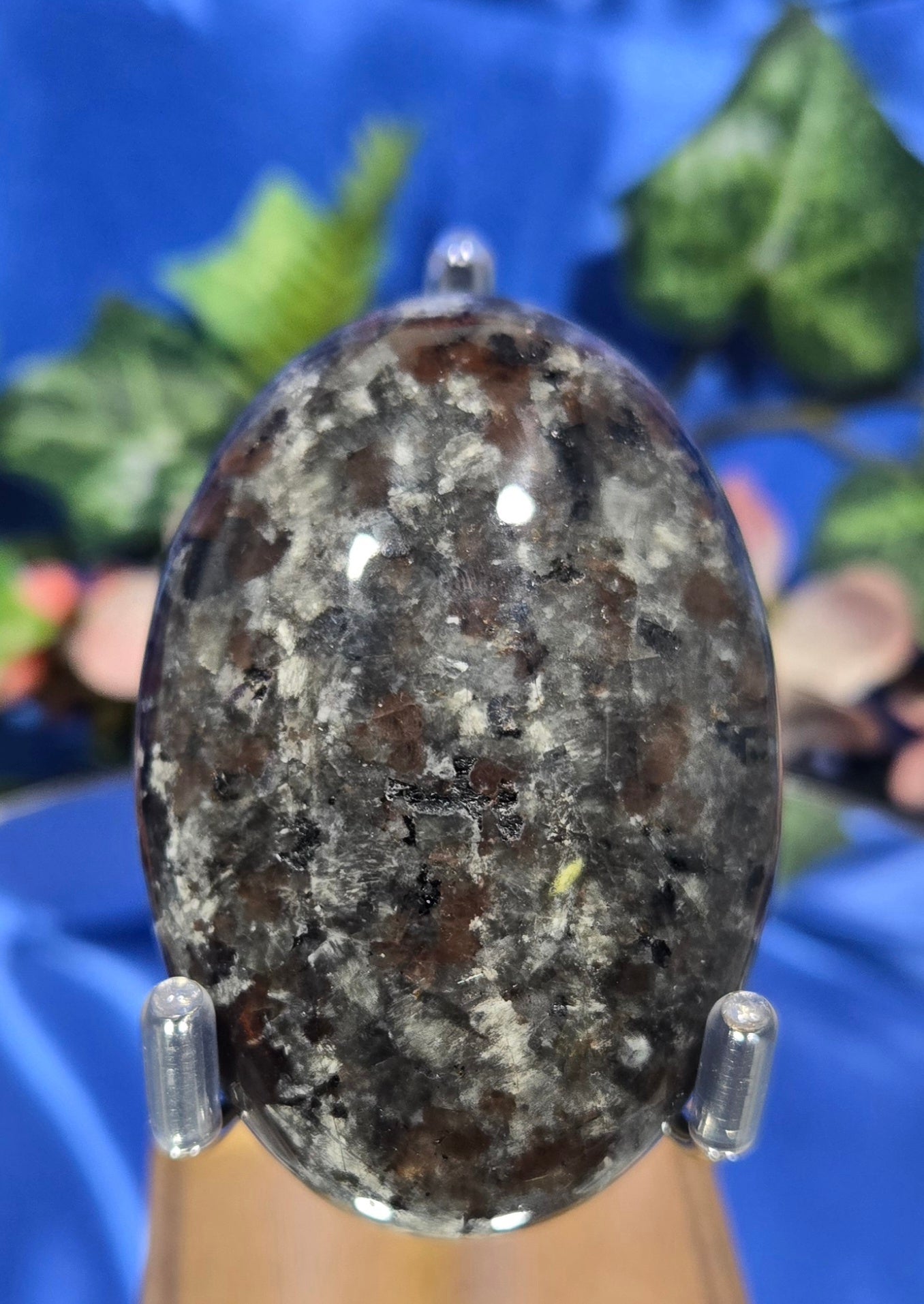 YOOPERLITE PALM STONE