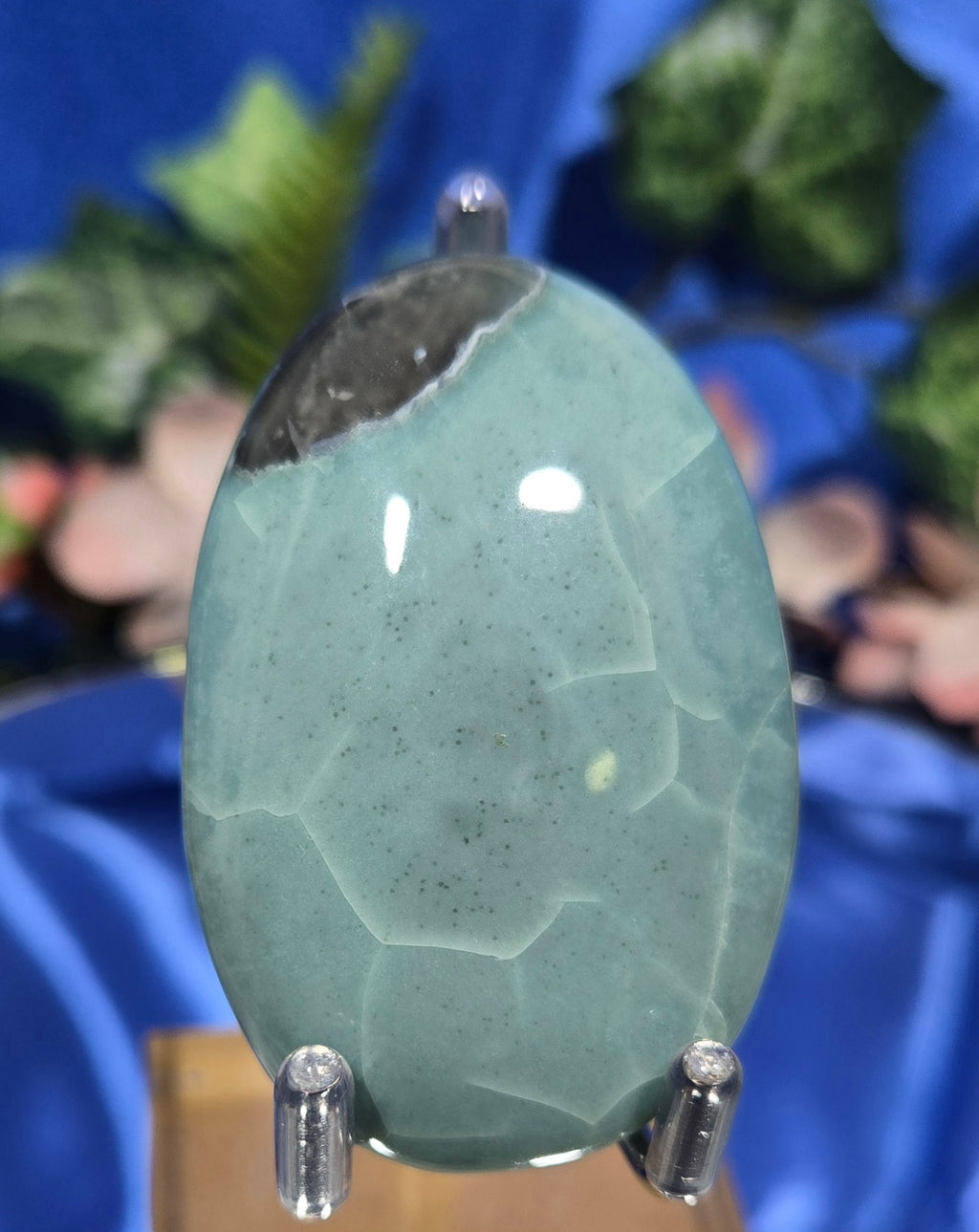 GREEN OPAL PALM STONE