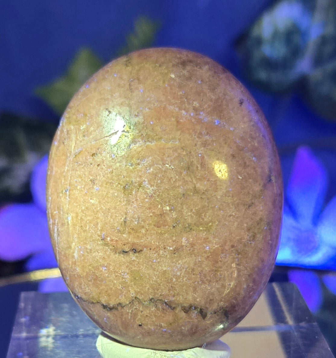 STRAWBERRY MOONSTONE PALM