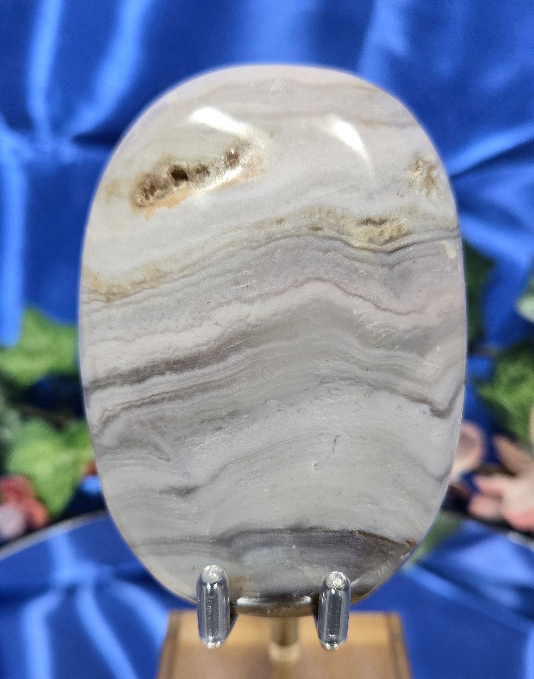 BANDED CALCITE PALM STONE