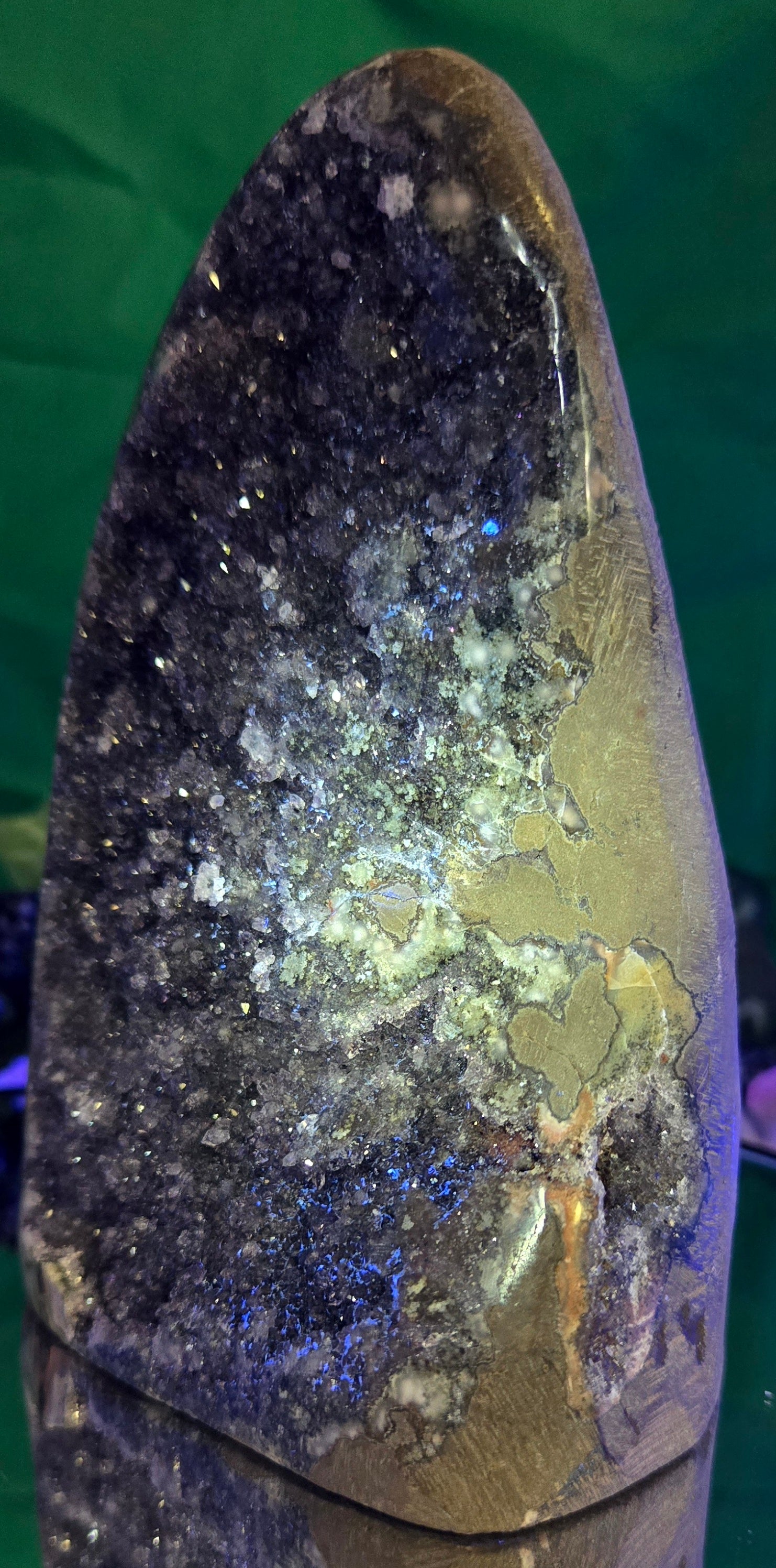 AMETHYST CLUSTER