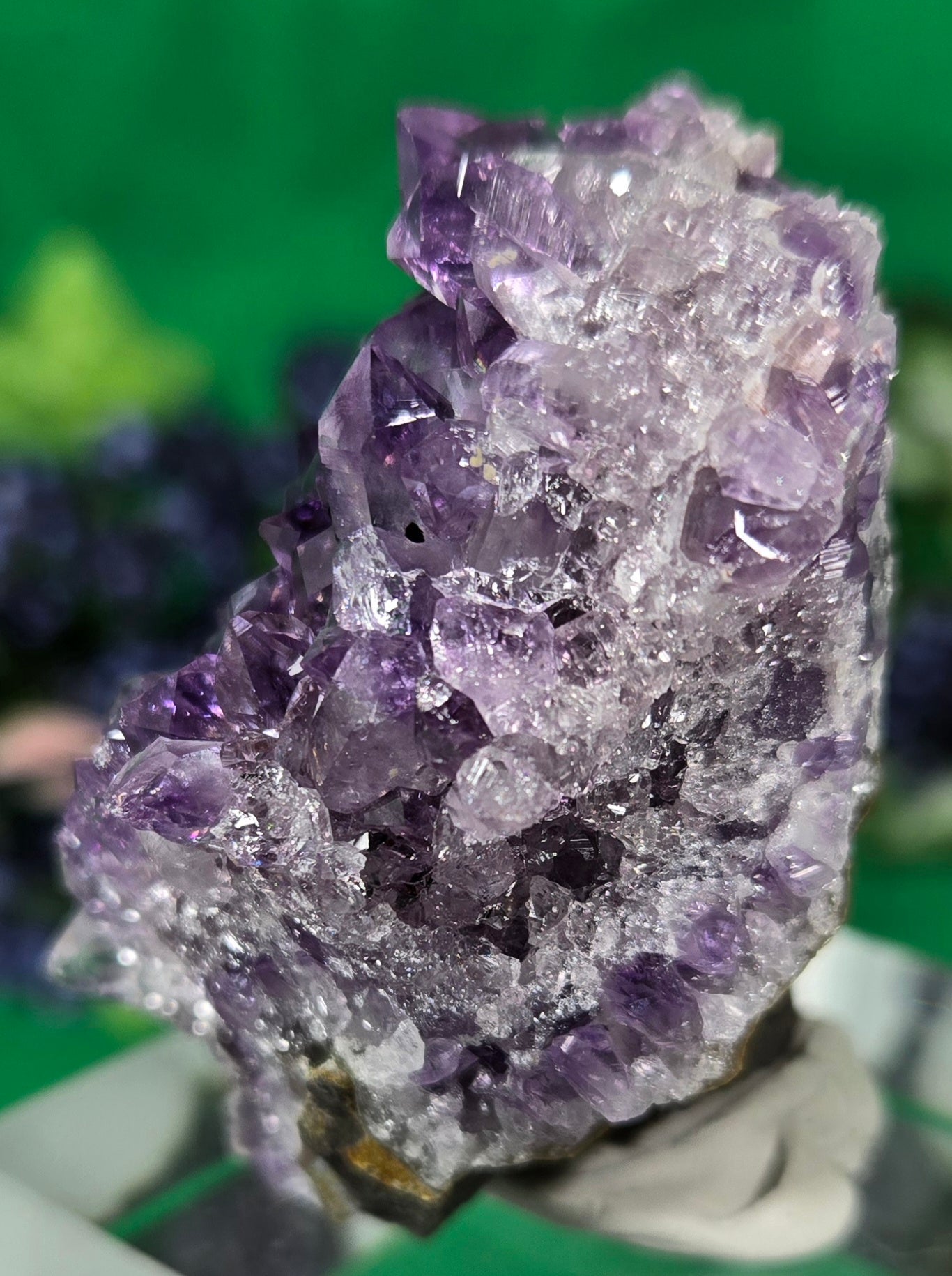 AMETHYST CLUSTER