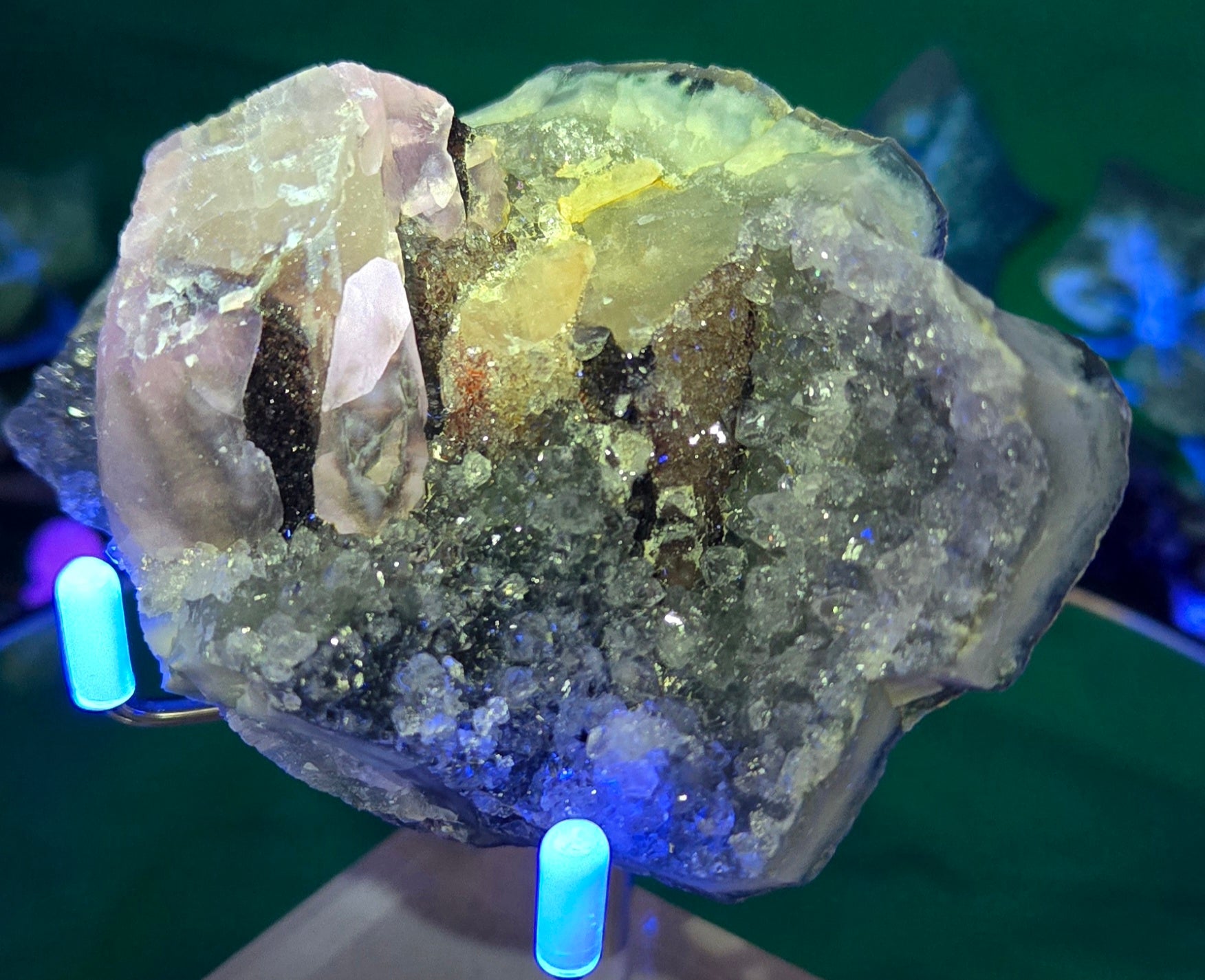 AMETHYST CLUSTER