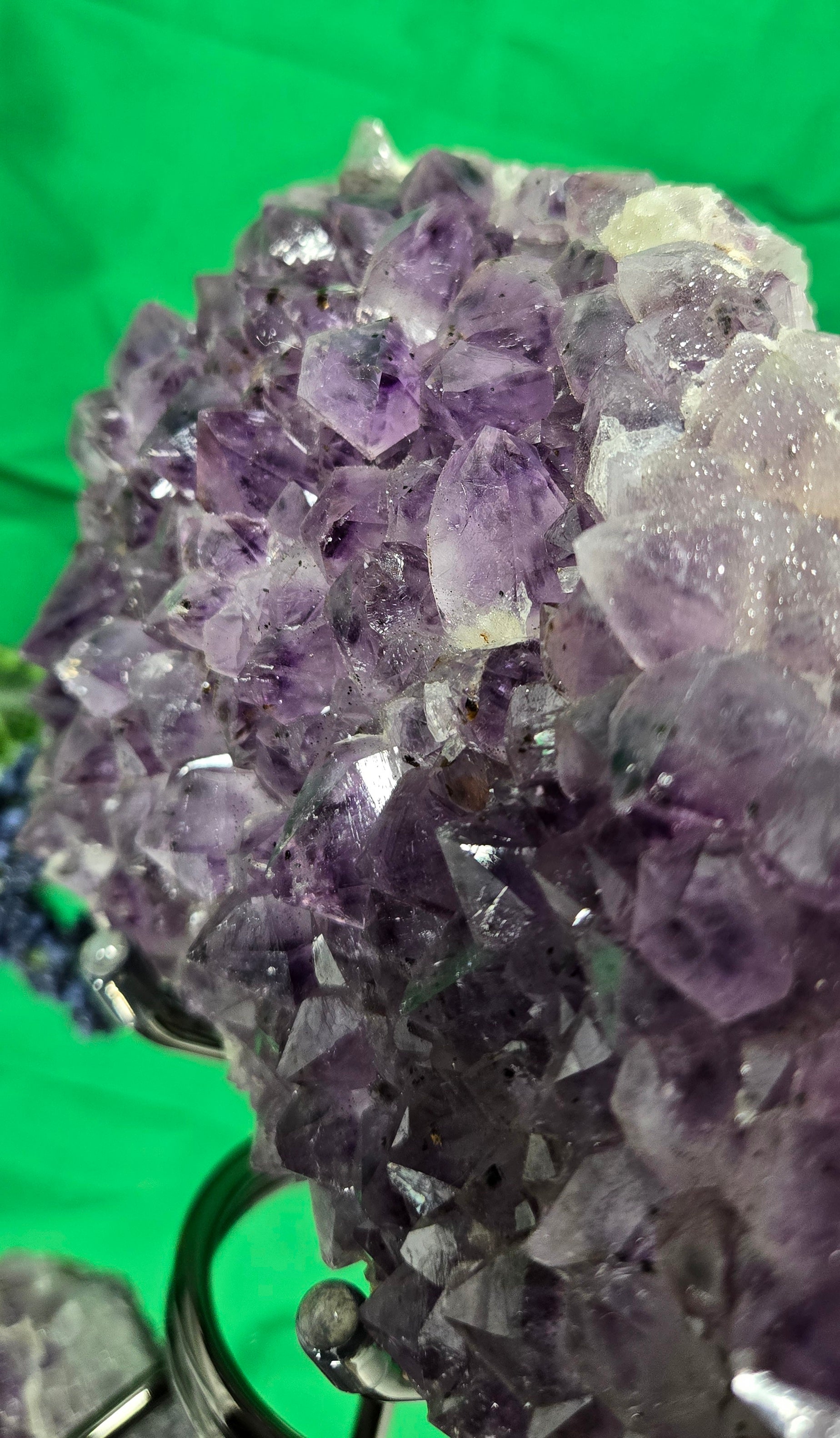 AMETHYST CLUSTER