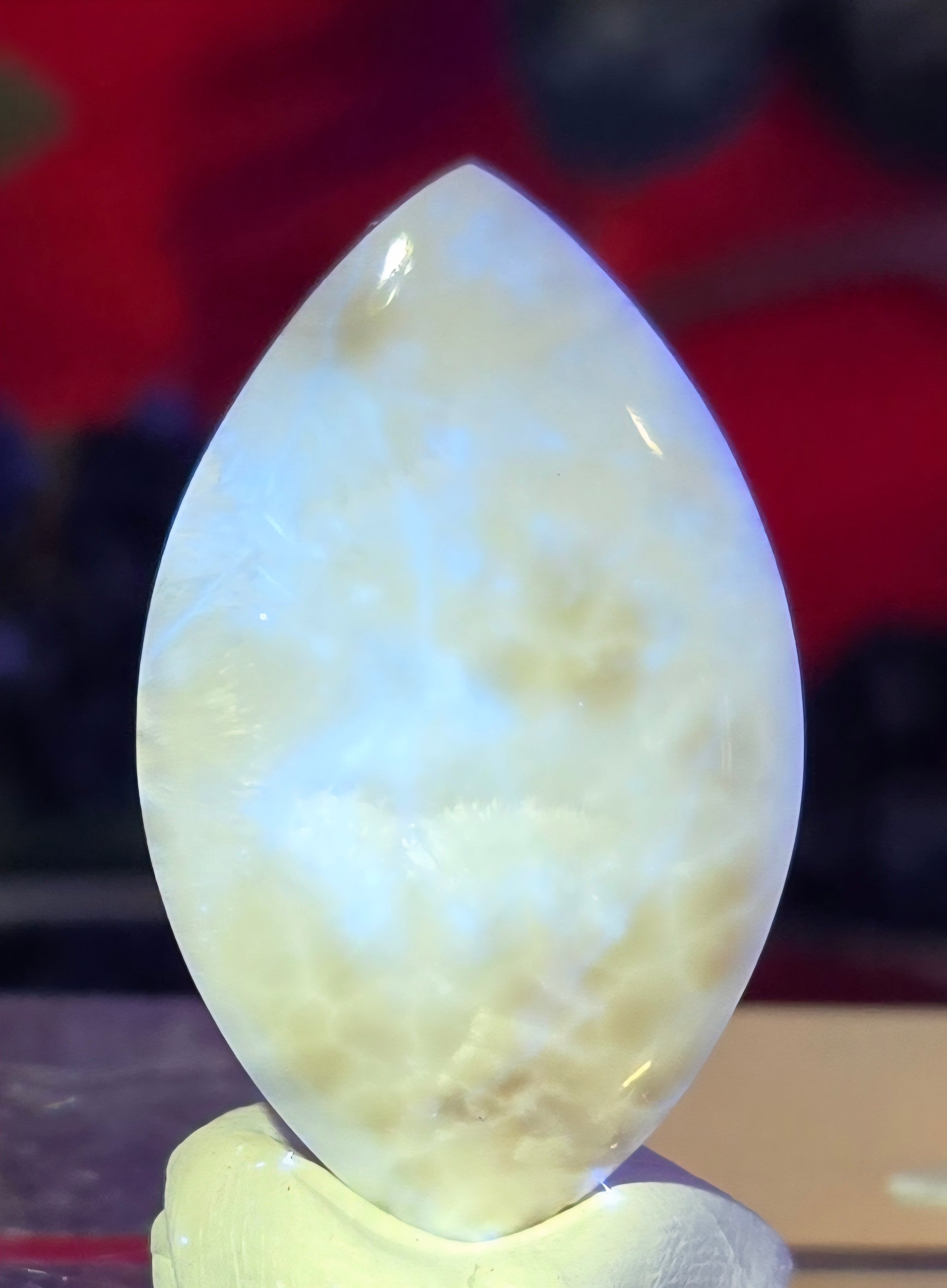 THOMPSONITE CABOCHON