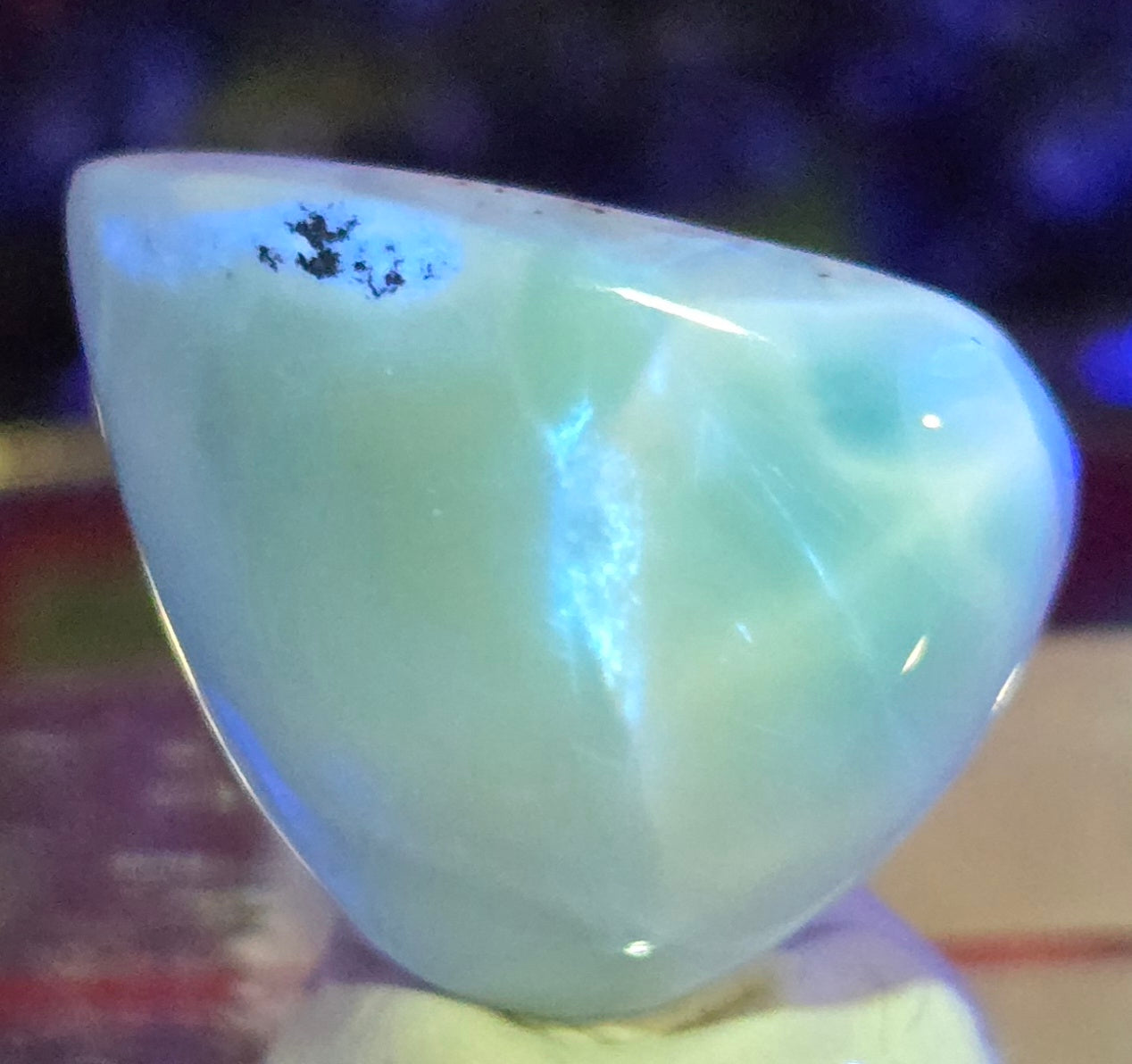 LARIMAR CABOCHON