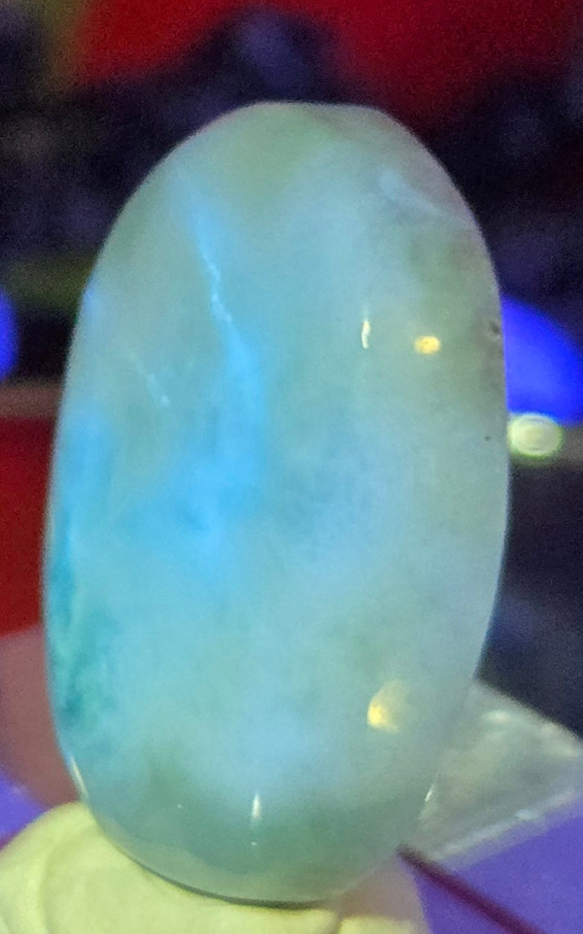 LARIMAR CABOCHON