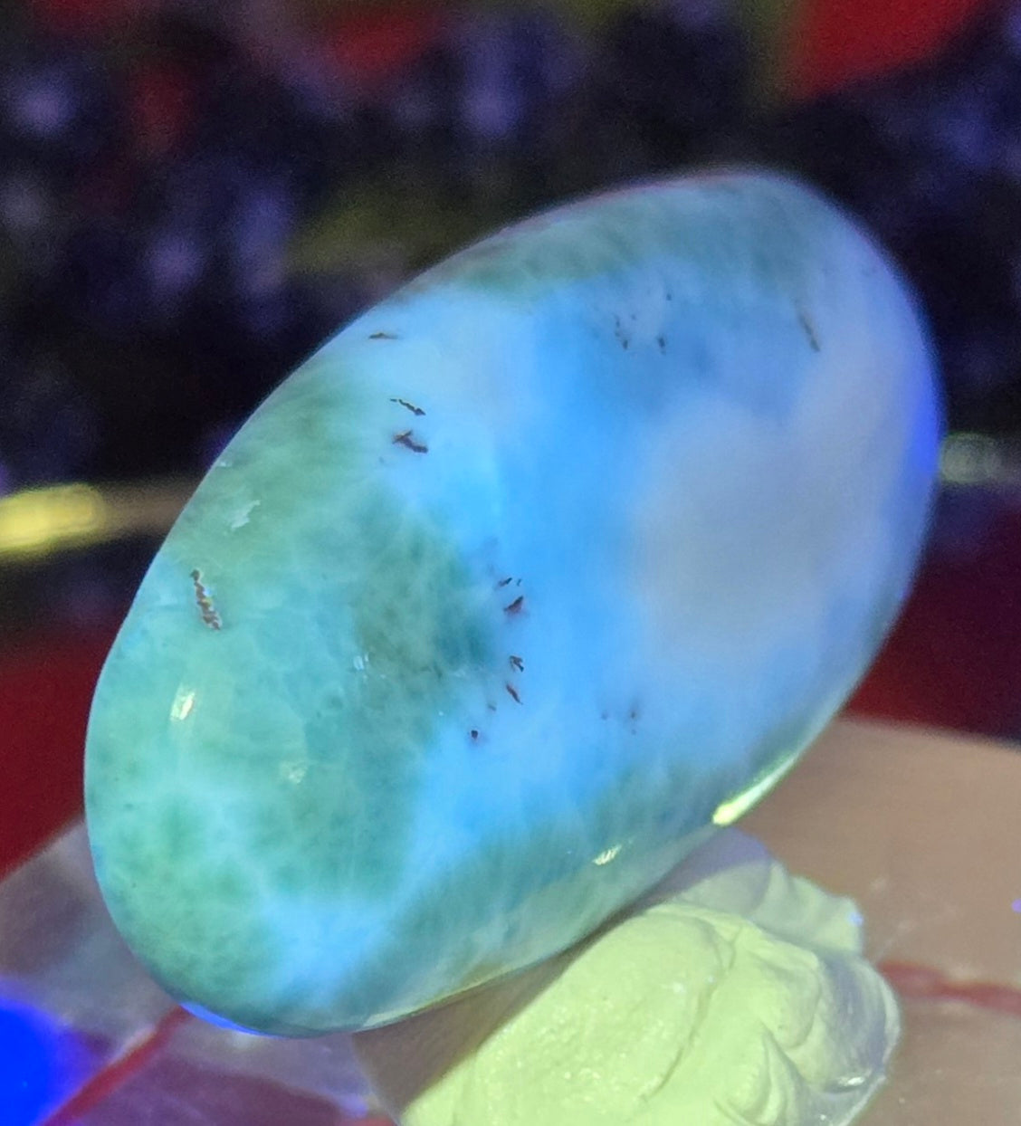 LARIMAR CABOCHON