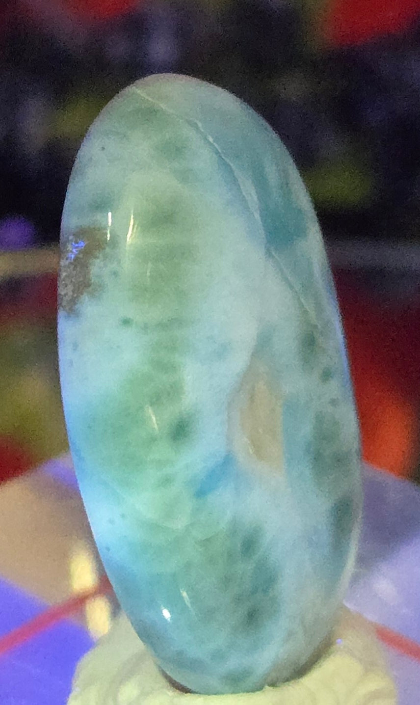 LARIMAR CABOCHON