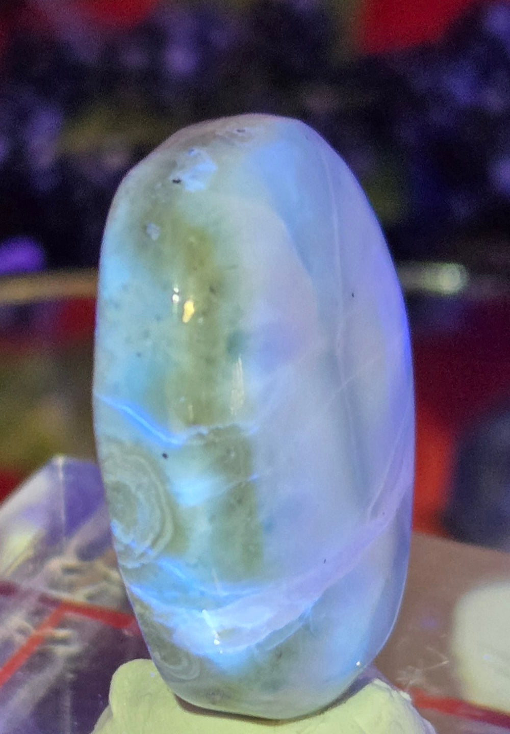 LARIMAR CABOCHON