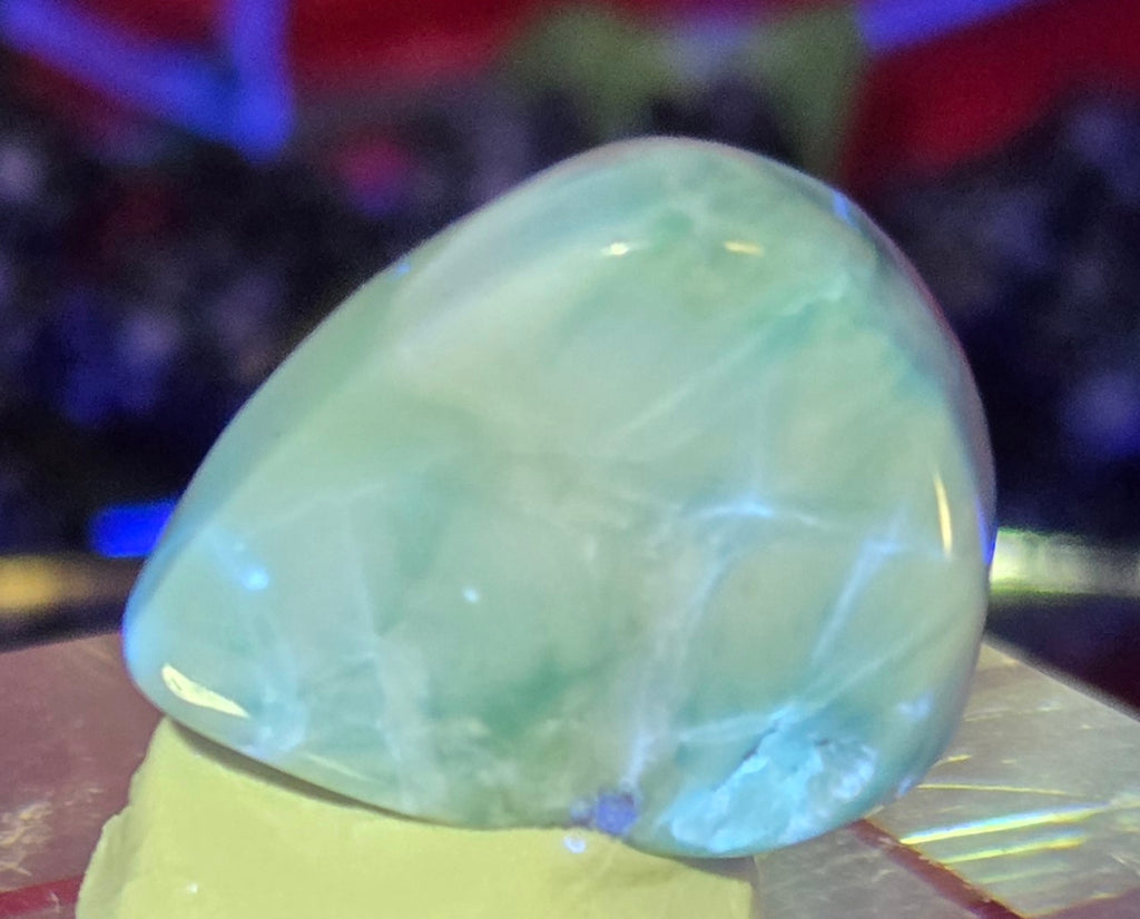 LARIMAR CABOCHON
