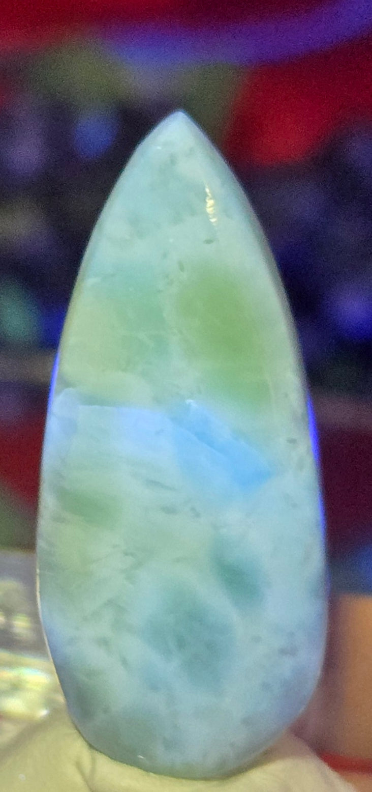 LARIMAR CABOCHON