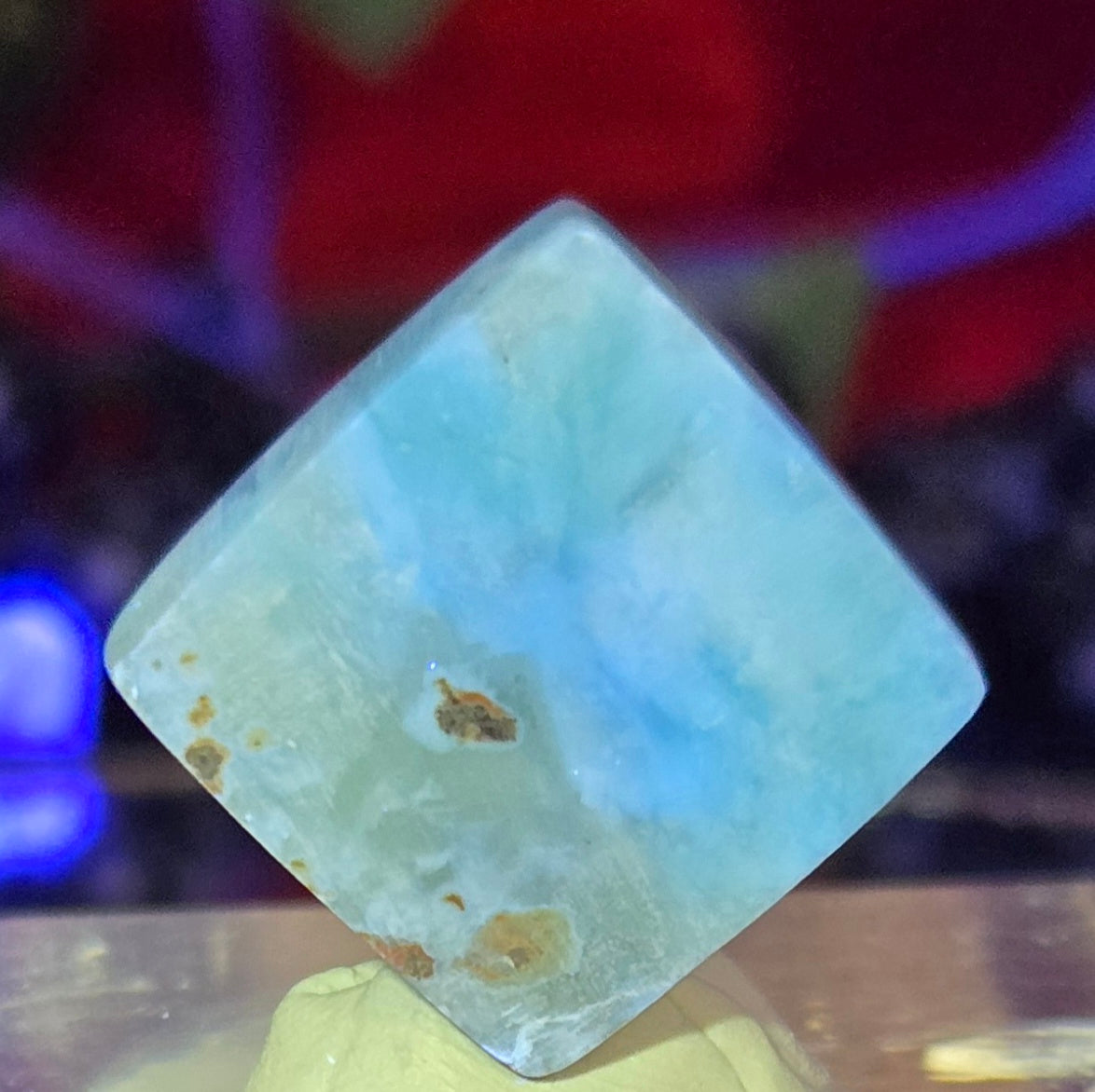 LARIMAR CABOCHON