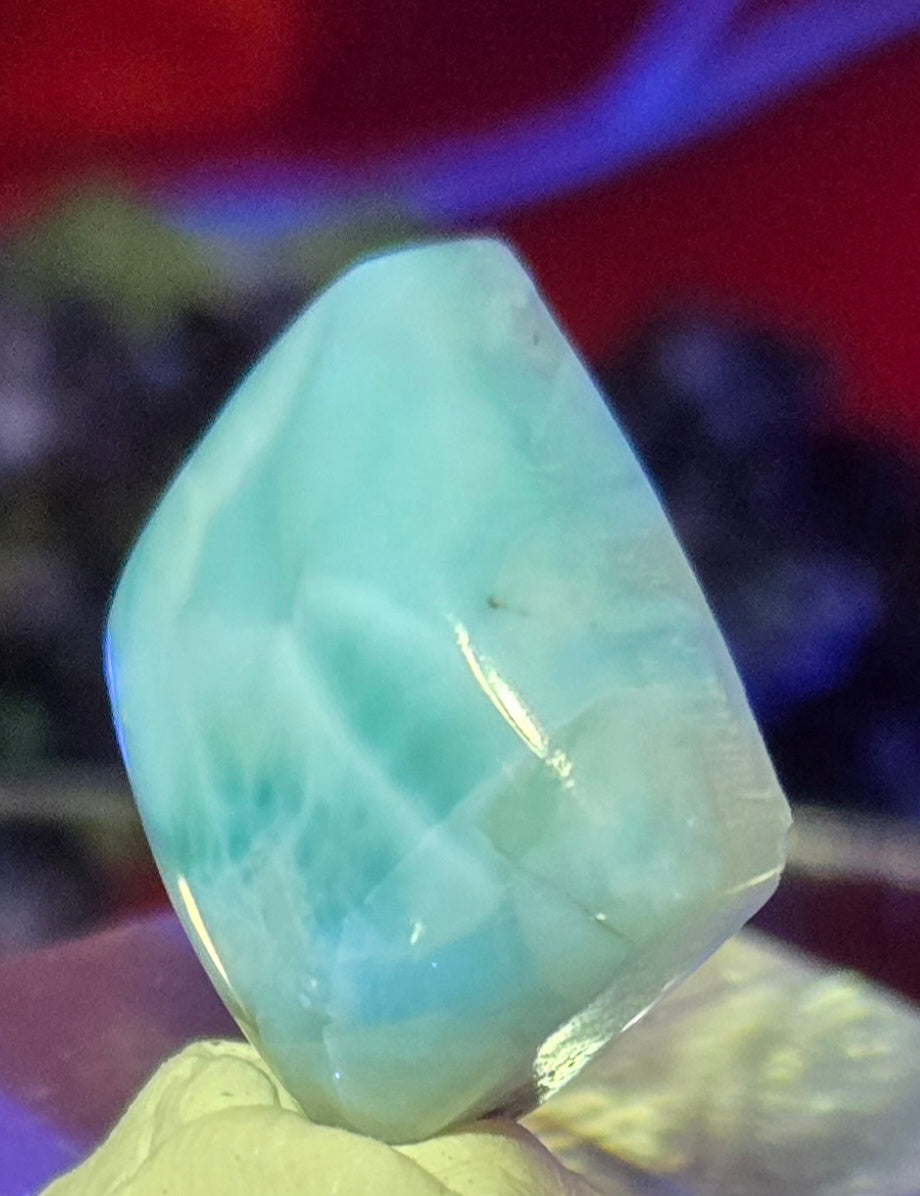 LARIMAR CABOCHON
