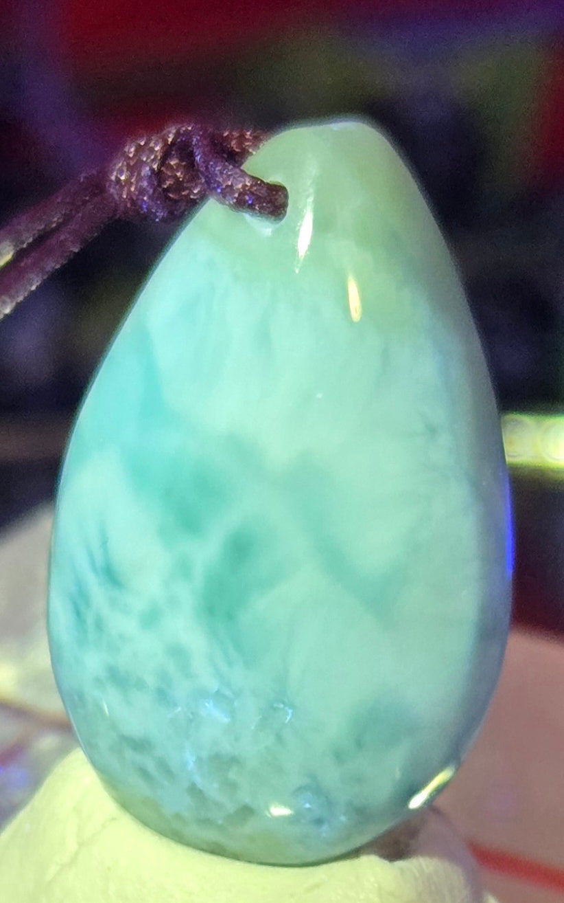 LARIMAR CABOCHON