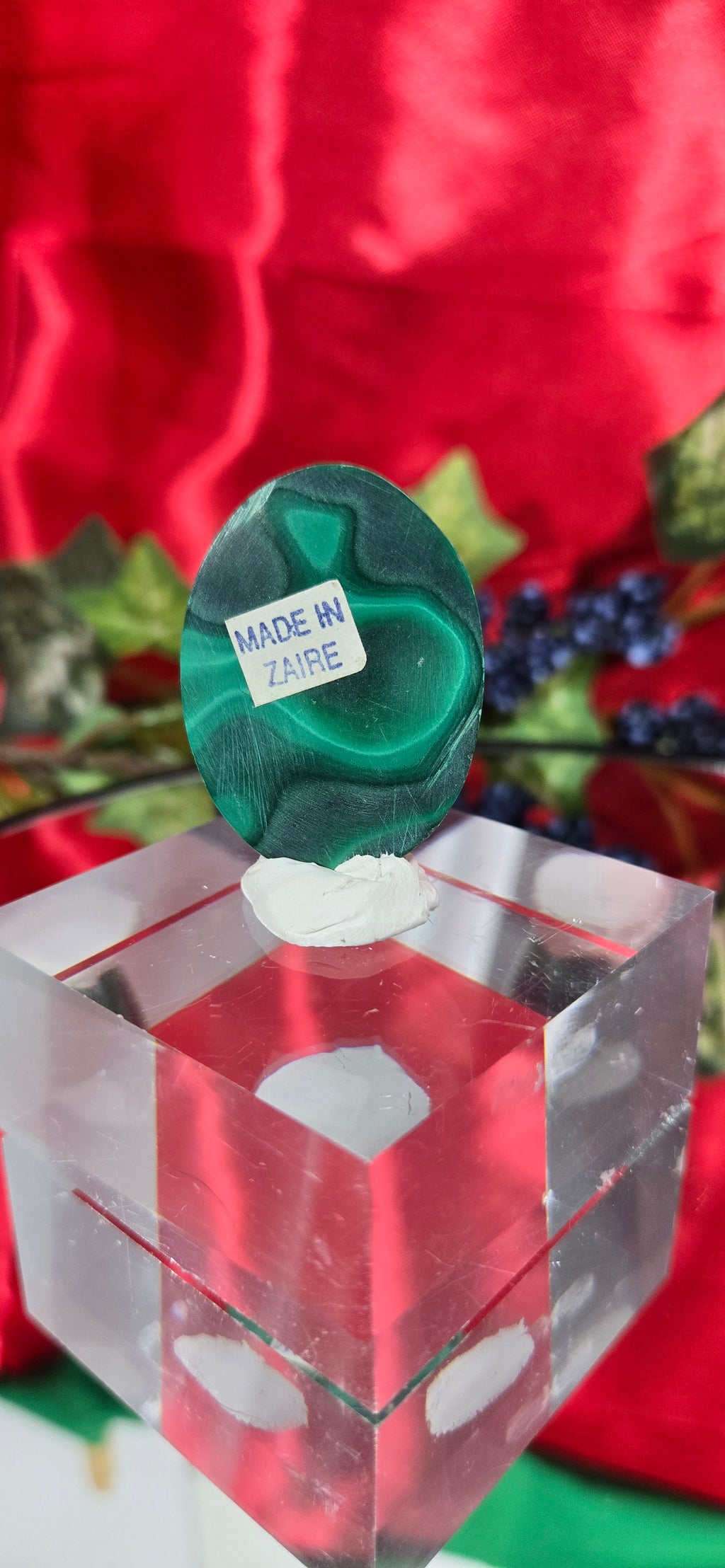 MALACHITE CABOCHON