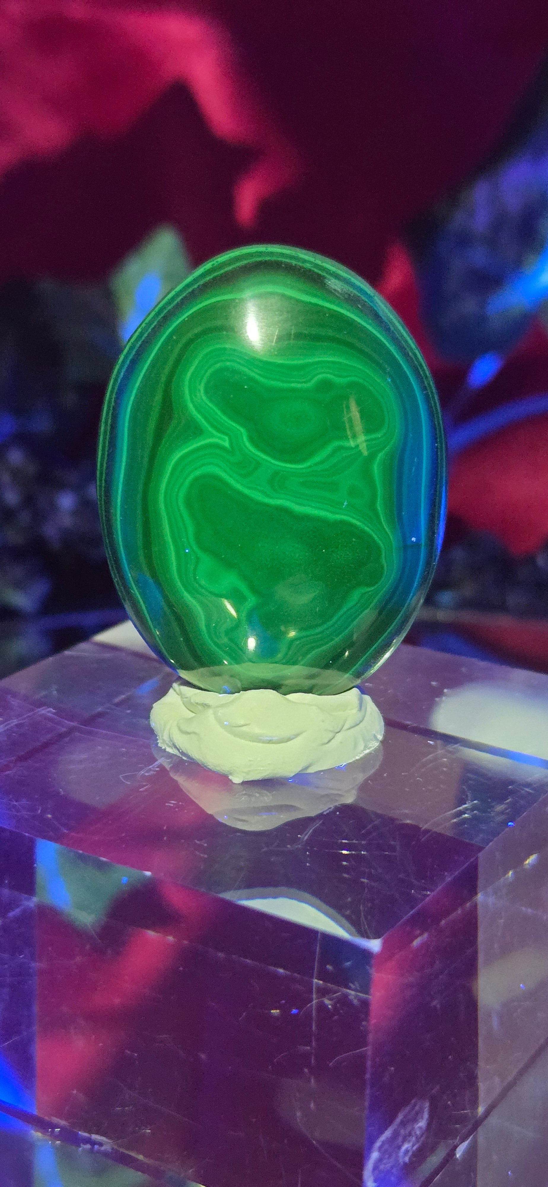 MALACHITE CABOCHON
