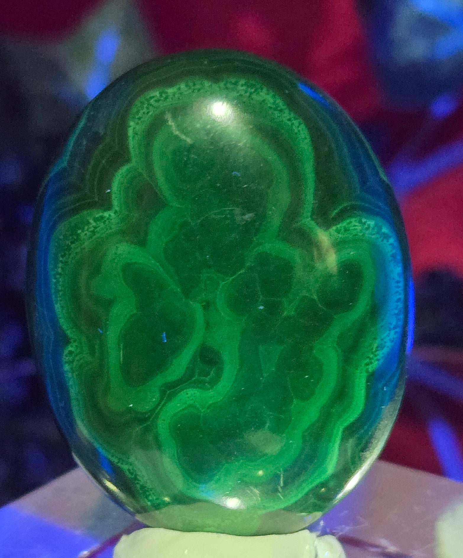 MALACHITE CABOCHON