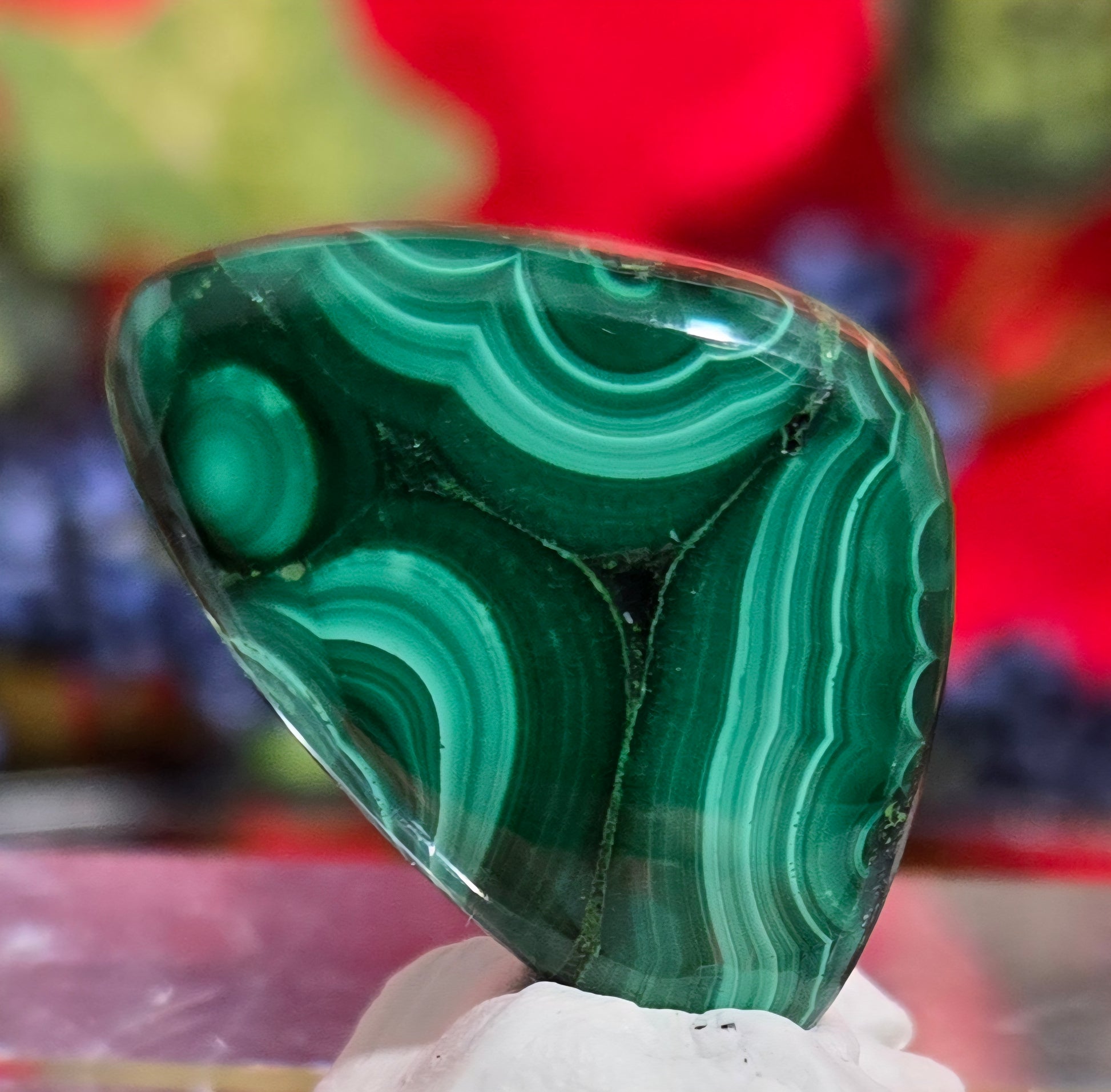 MALACHOITE CABOCHON