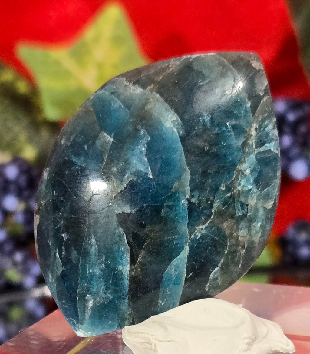 BLUE APATITE CABOCHON