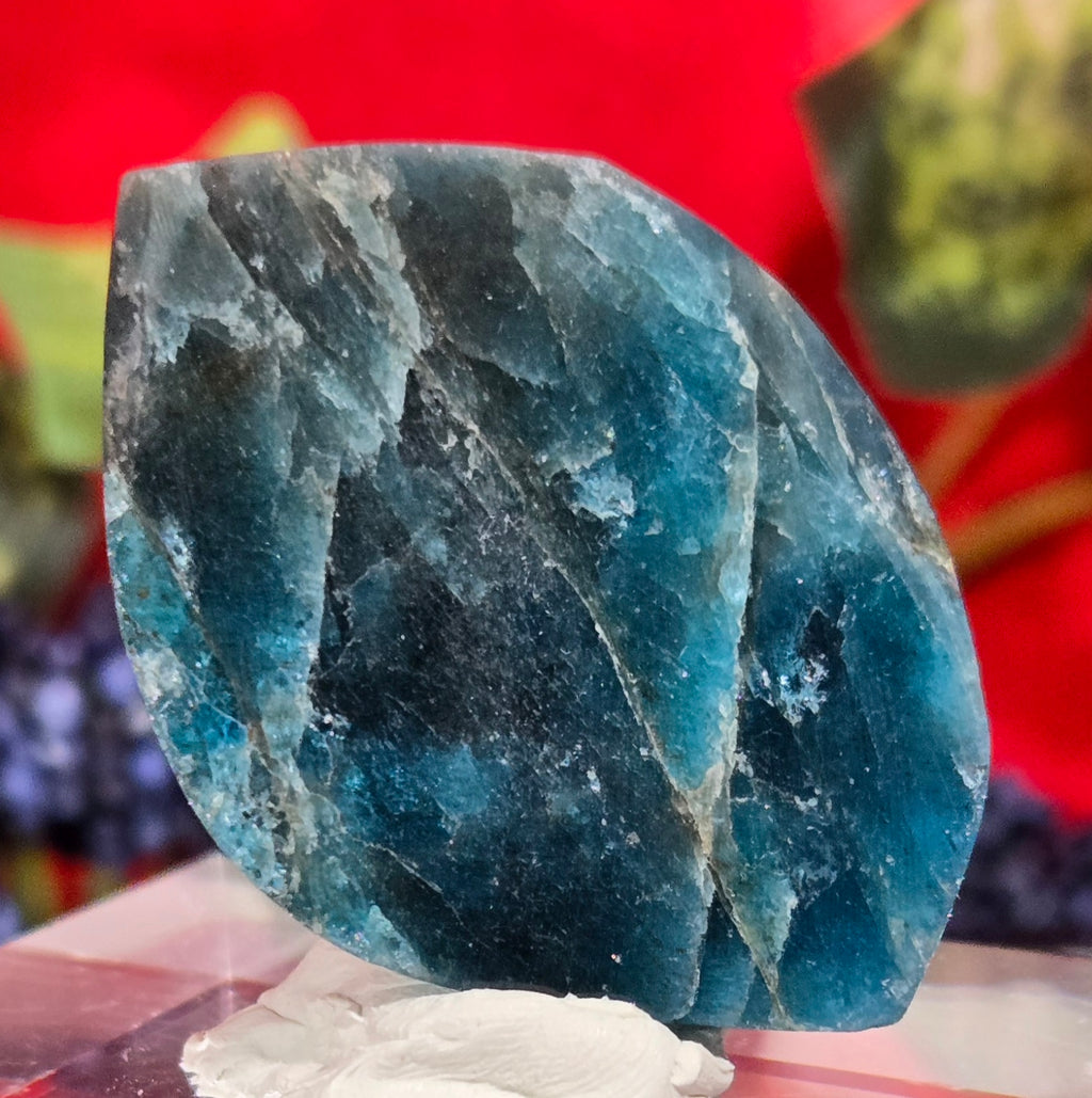 BLUE APATITE CABOCHON