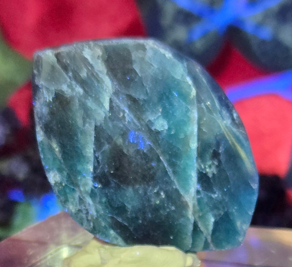 BLUE APATITE CABOCHON