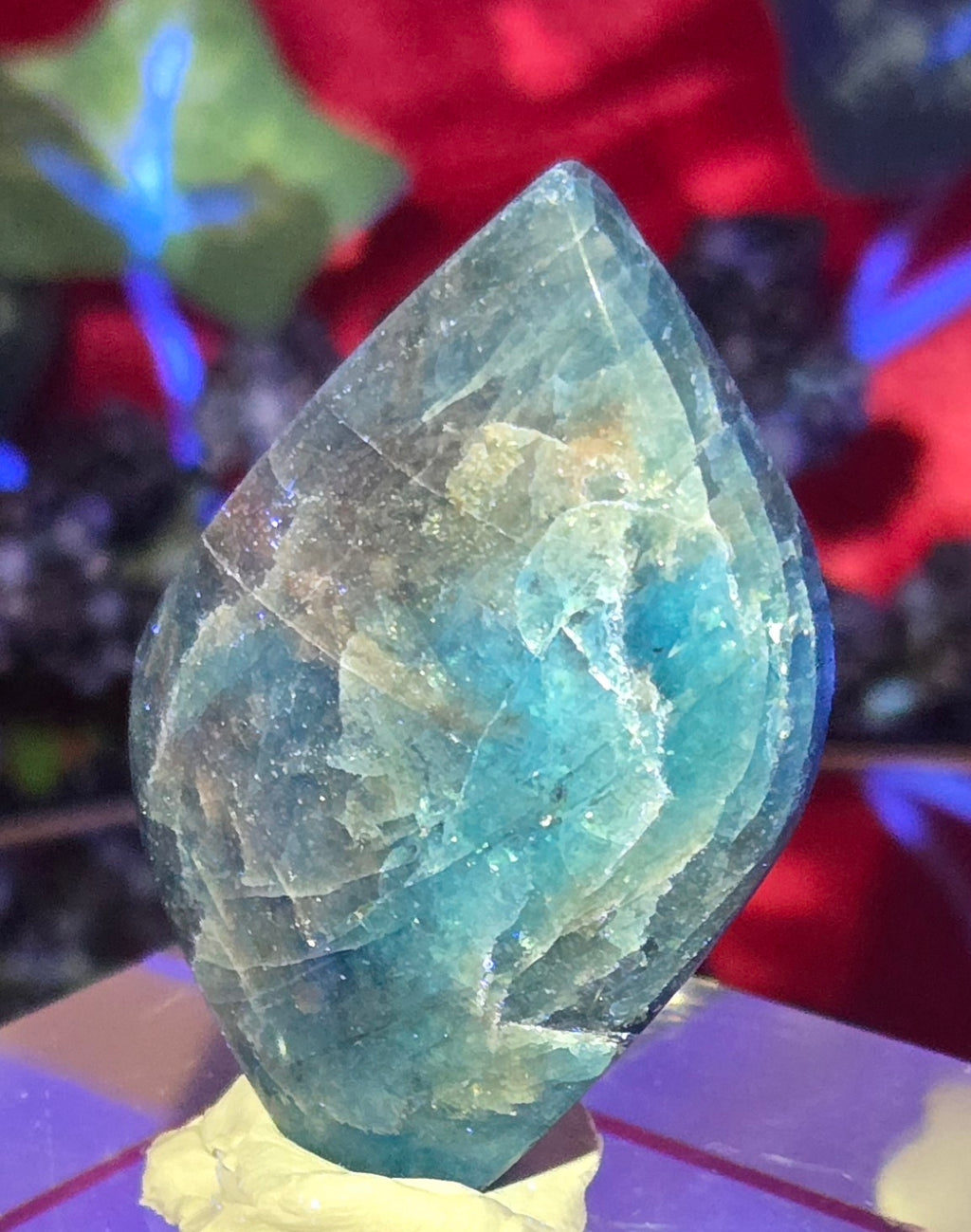 BLUE APATITE CABOCHON
