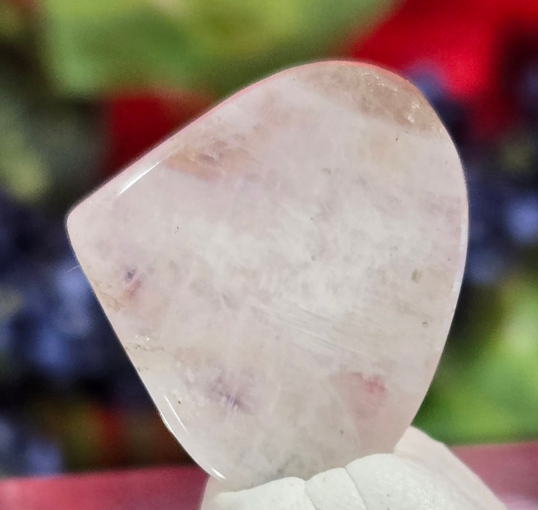 MOONSTONE CABOCHON