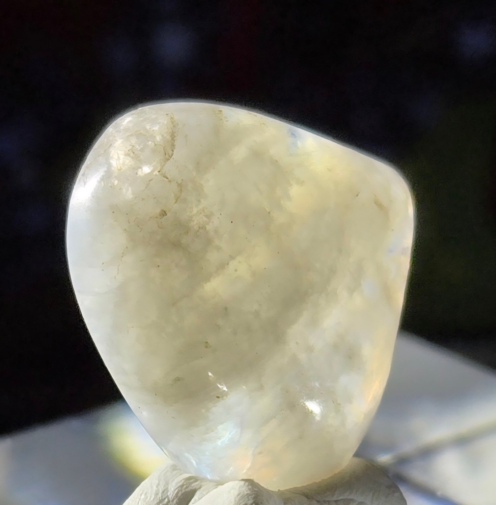 MOONSTONE CABOCHON