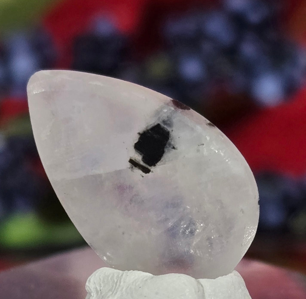 MOONSTONE CABOCHON