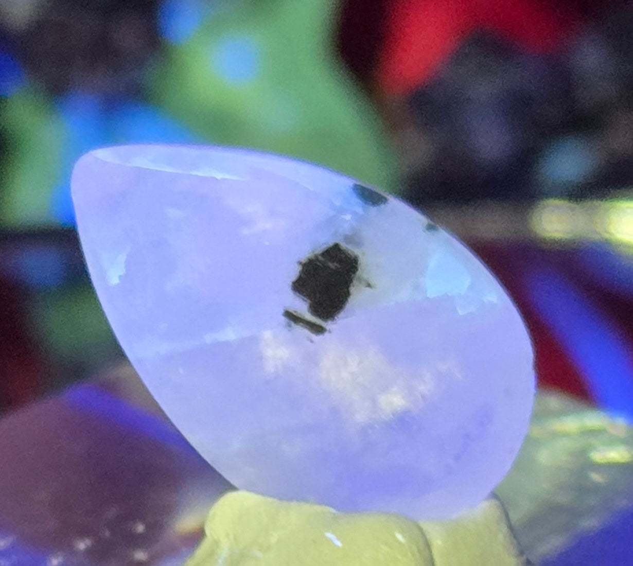 MOONSTONE CABOCHON