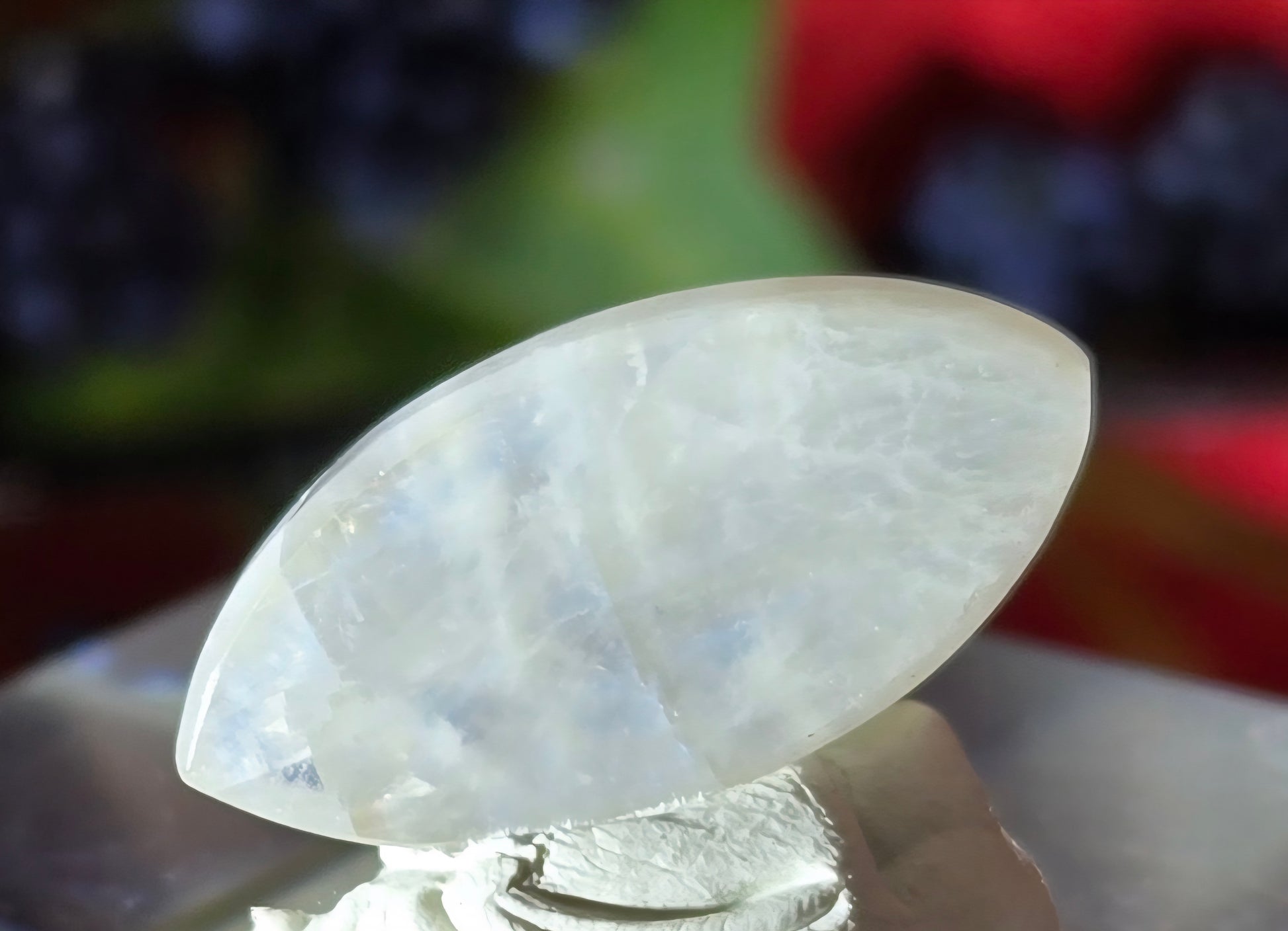 MOONSTONE CABOCHON