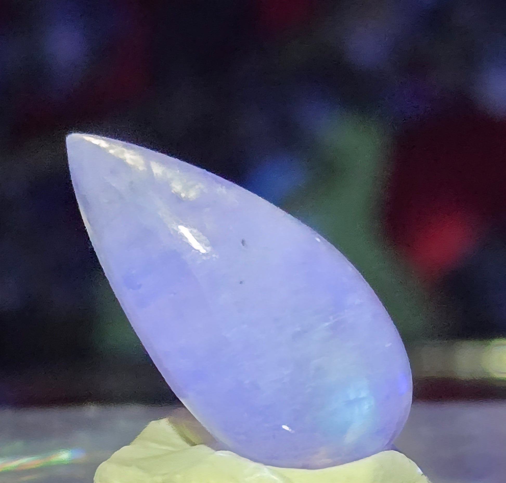 MOONSTONE CABOCHON