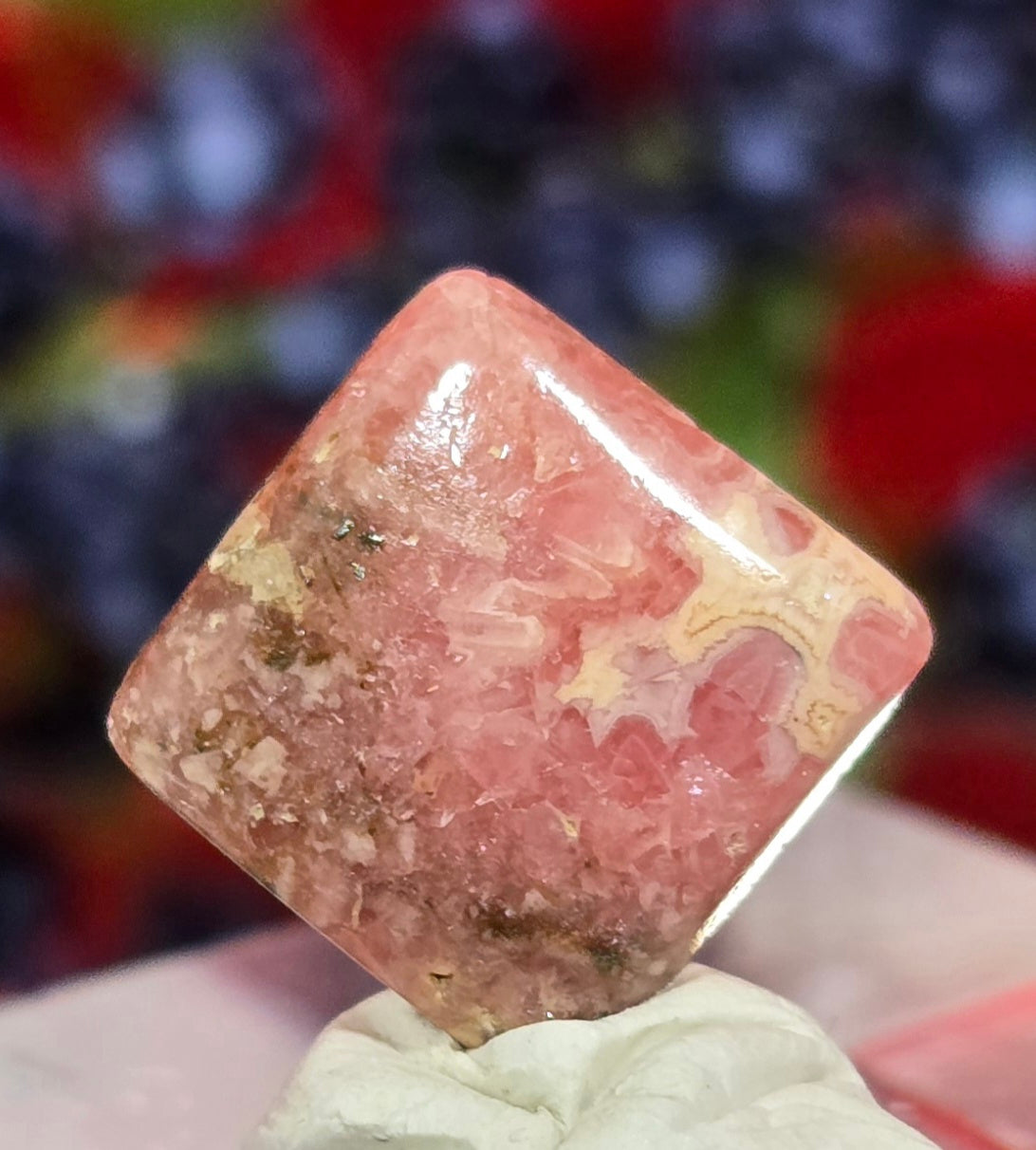RHODONITE