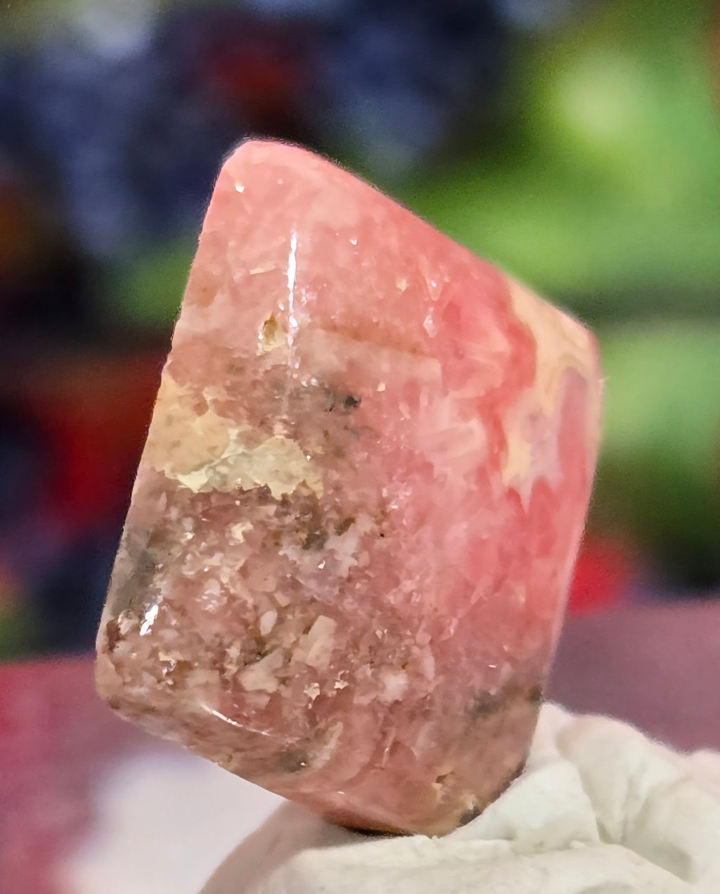 RHODONITE
