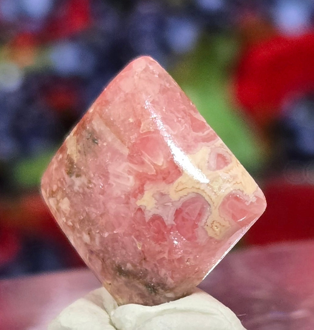 RHODONITE