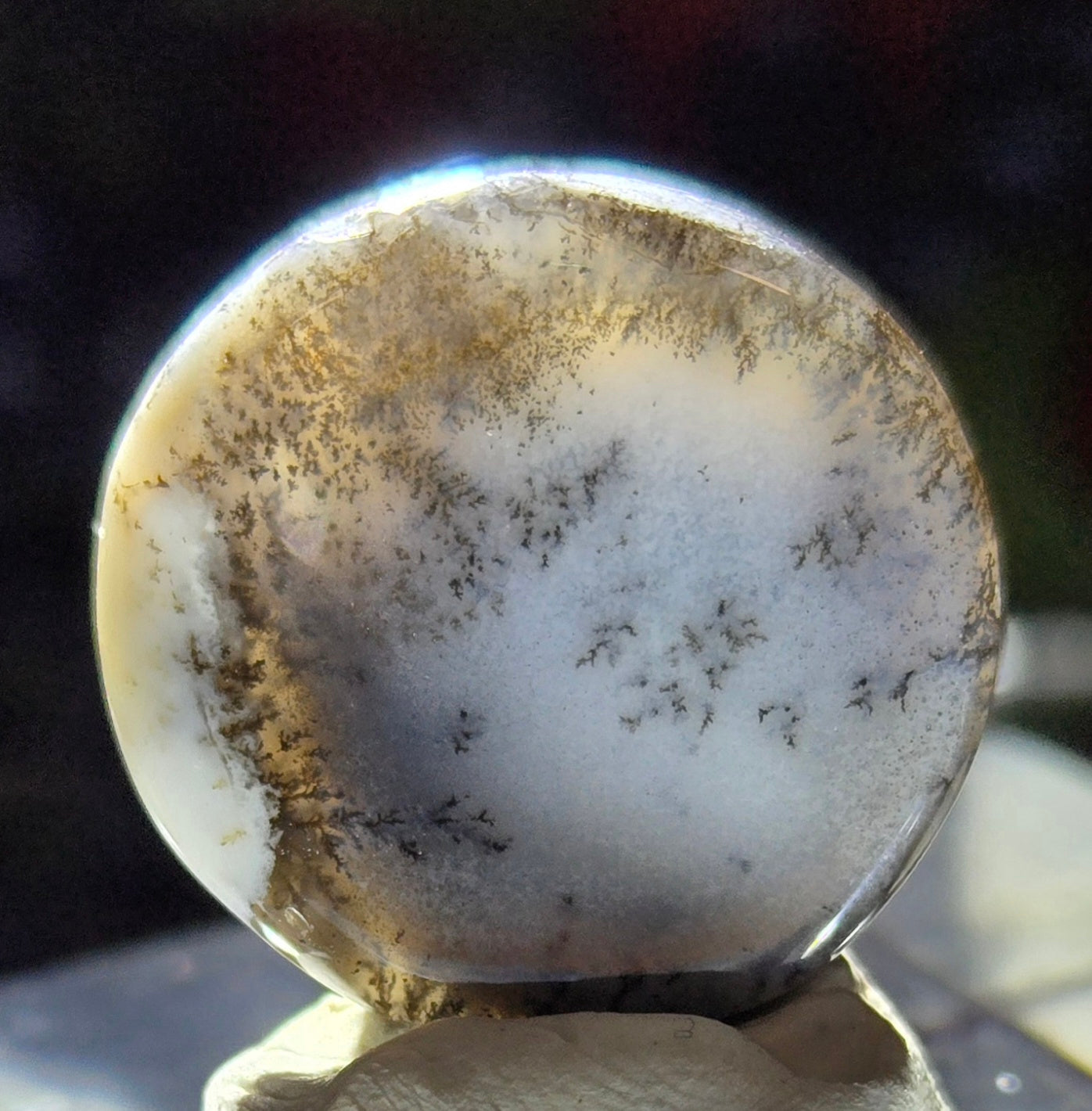 DENDRITE CABOCHON