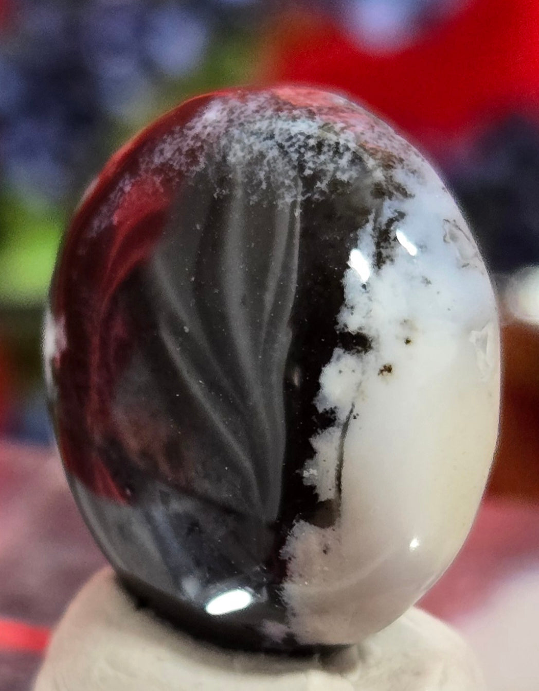 DENDRITE CABOCHON