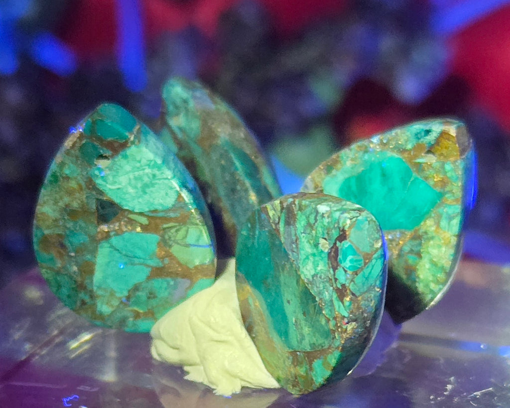 TURQUOISE PYRITE CABOCHON