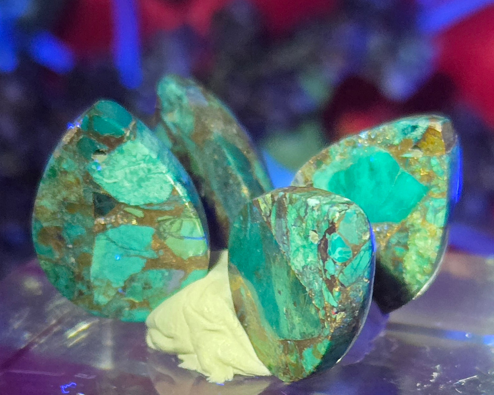 TURQUOISE PYRITE CABOCHON
