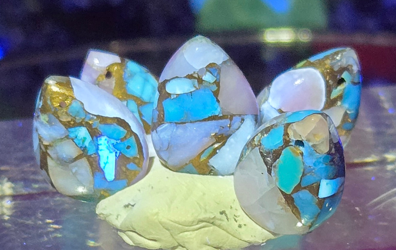 TURQUOISE PYRITE CABOCHON