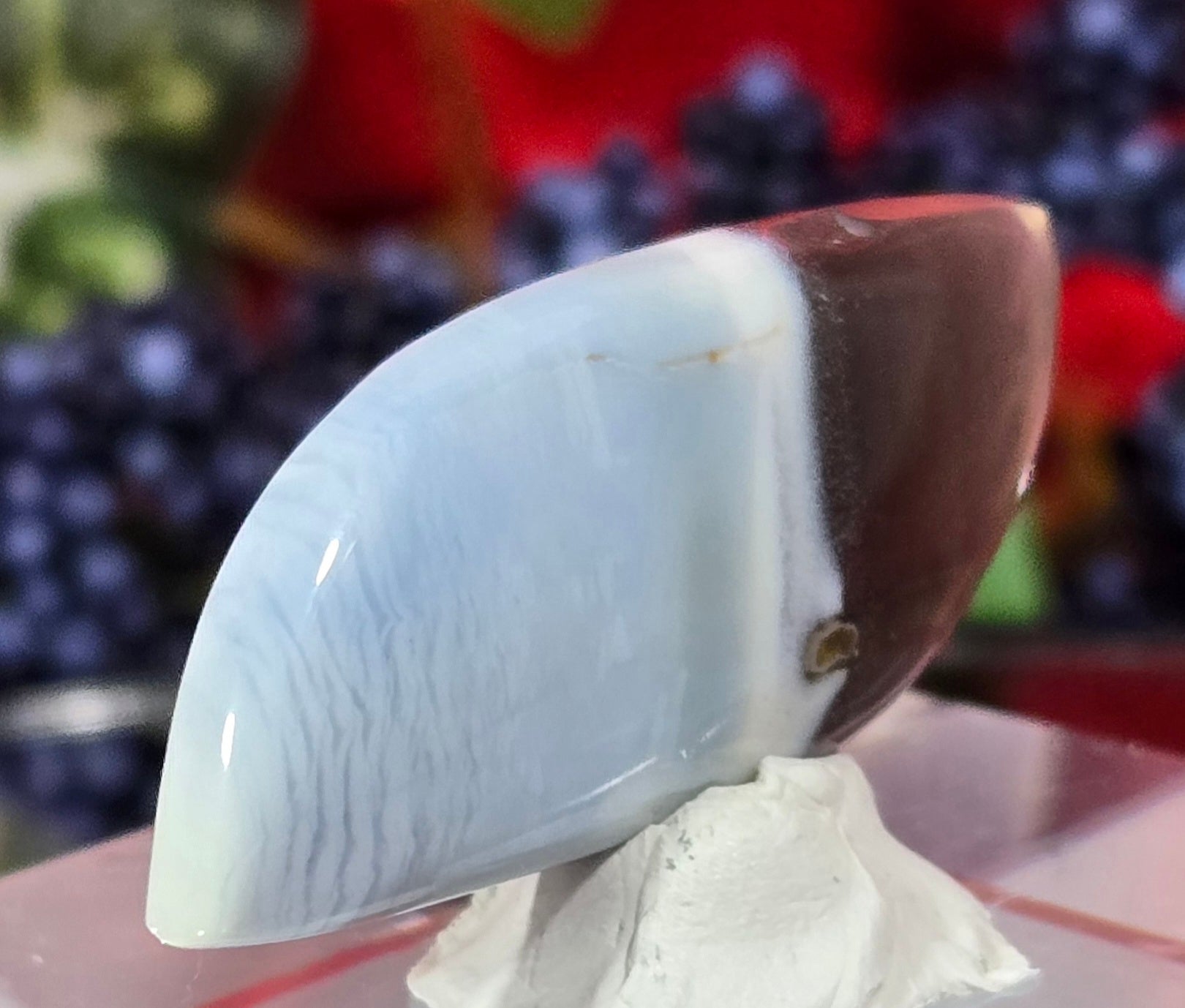 OWYHEE OPAL CABOCHON
