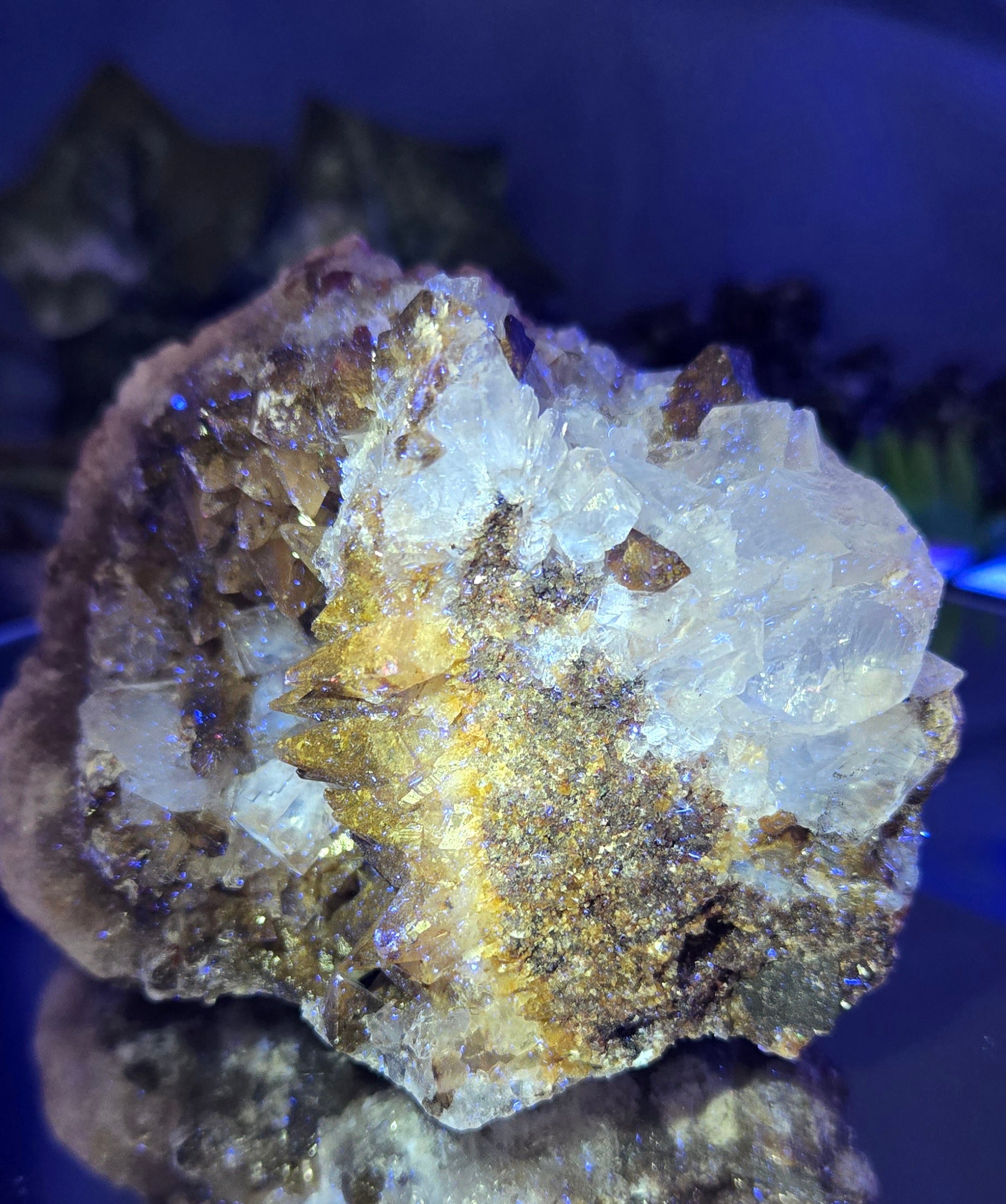 DOG TOOTH CALCITE