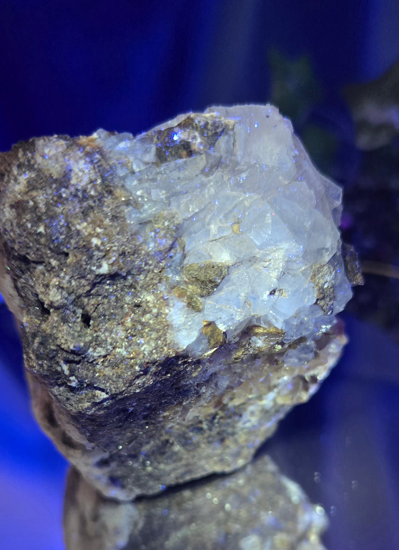 DOG TOOTH CALCITE
