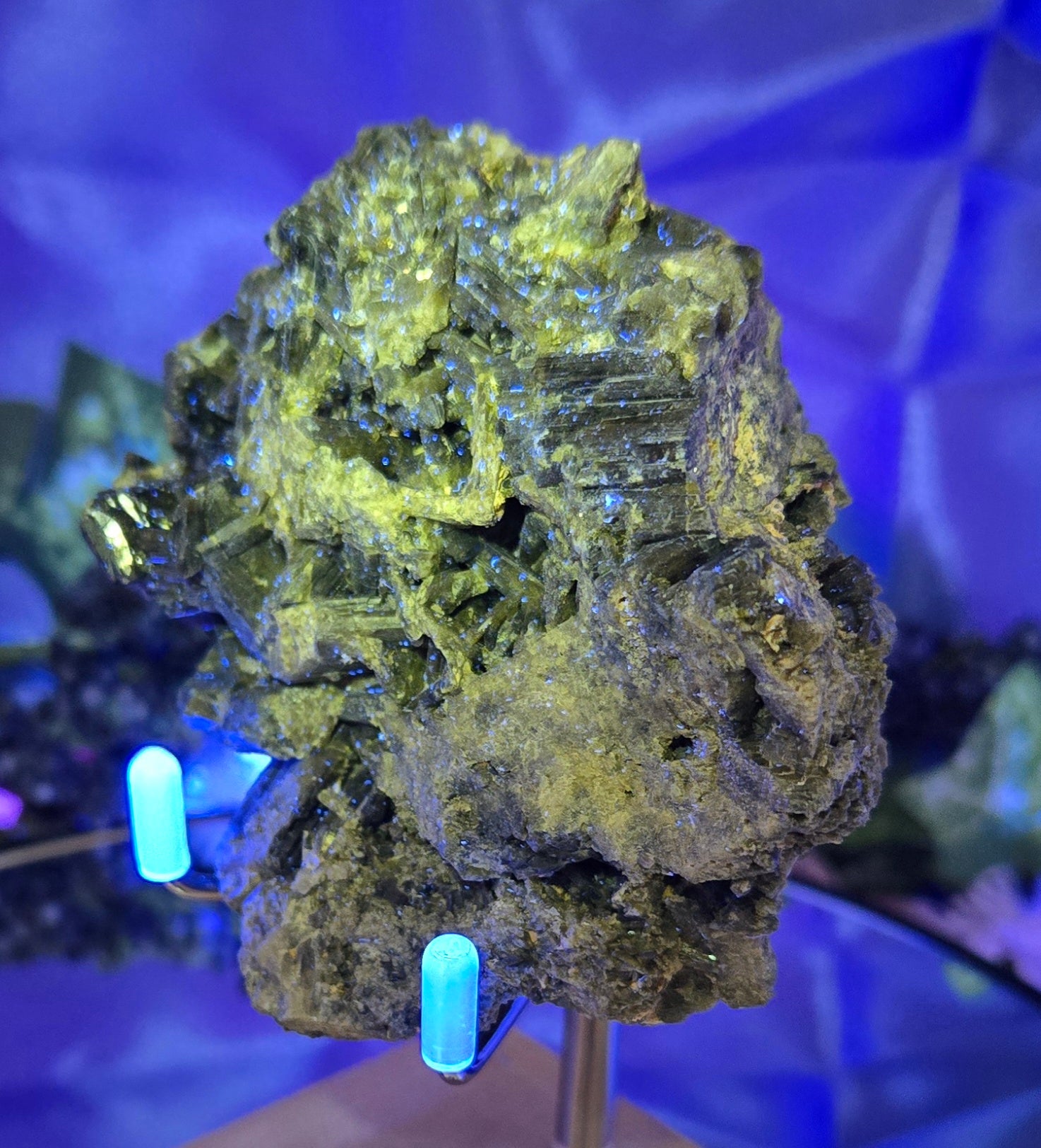 EPIDOTE