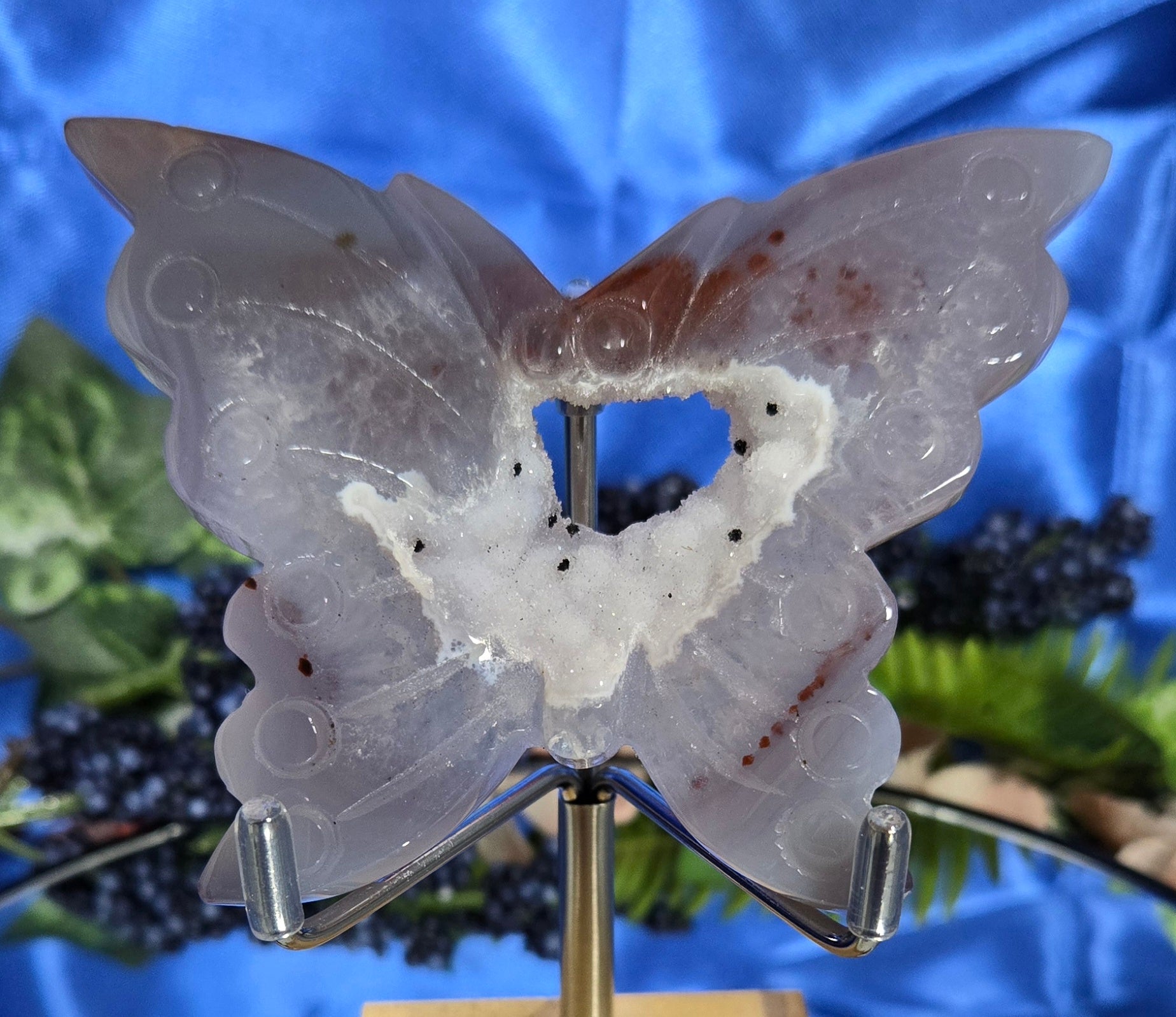 CALCEDONY/AGATE WITH DRUZY QUARTZ BUTTERFLY