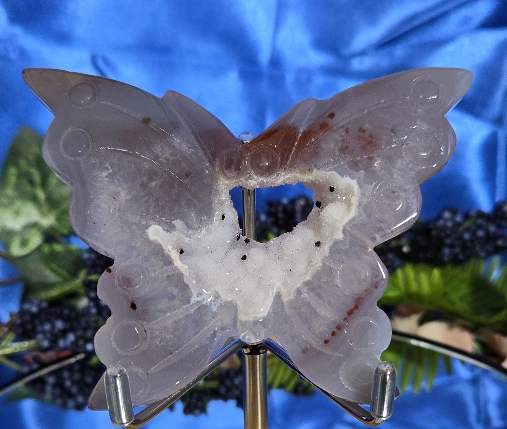 CALCEDONY/AGATE WITH DRUZY QUARTZ BUTTERFLY